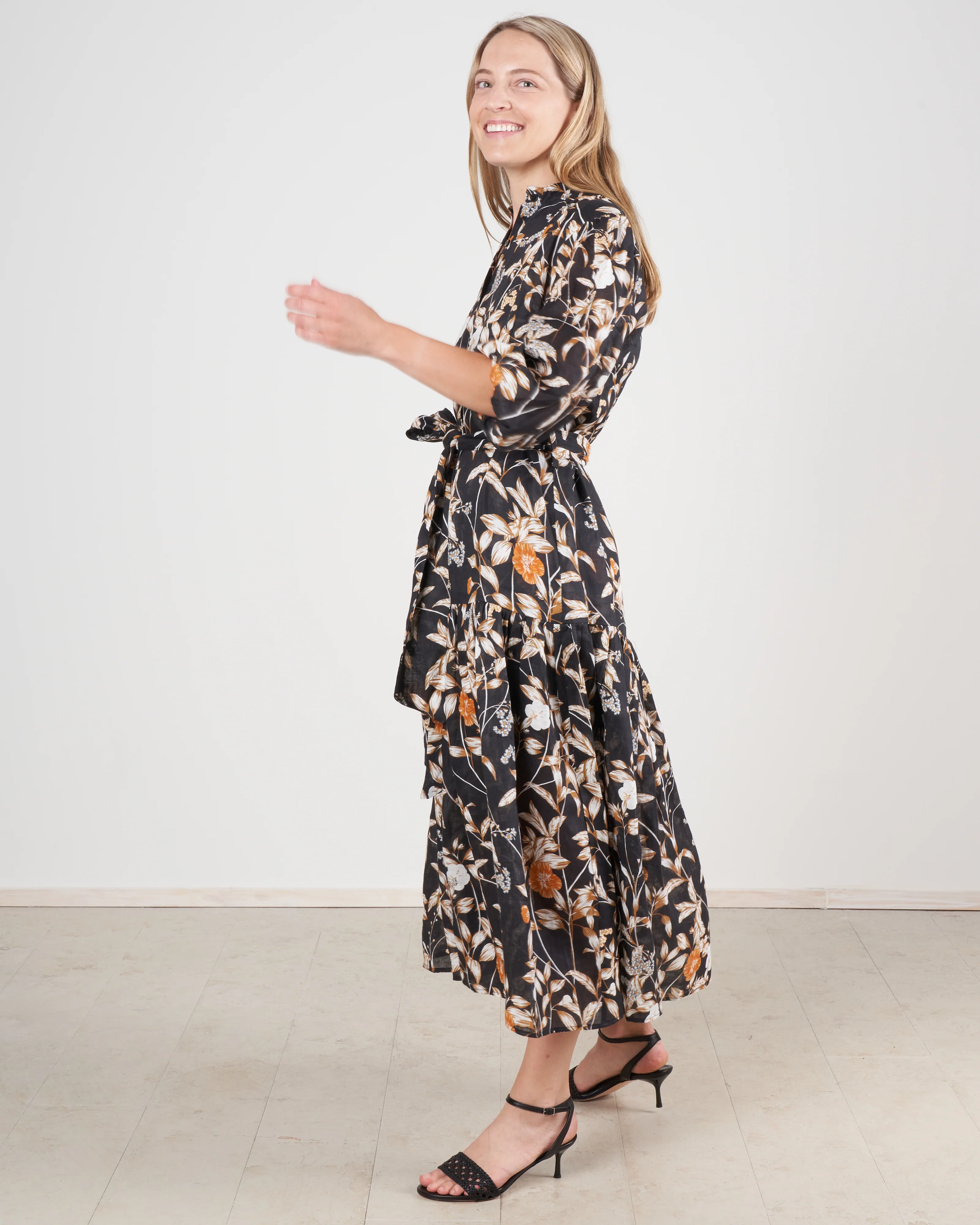 lana linen dress - black desert rose - Image 4