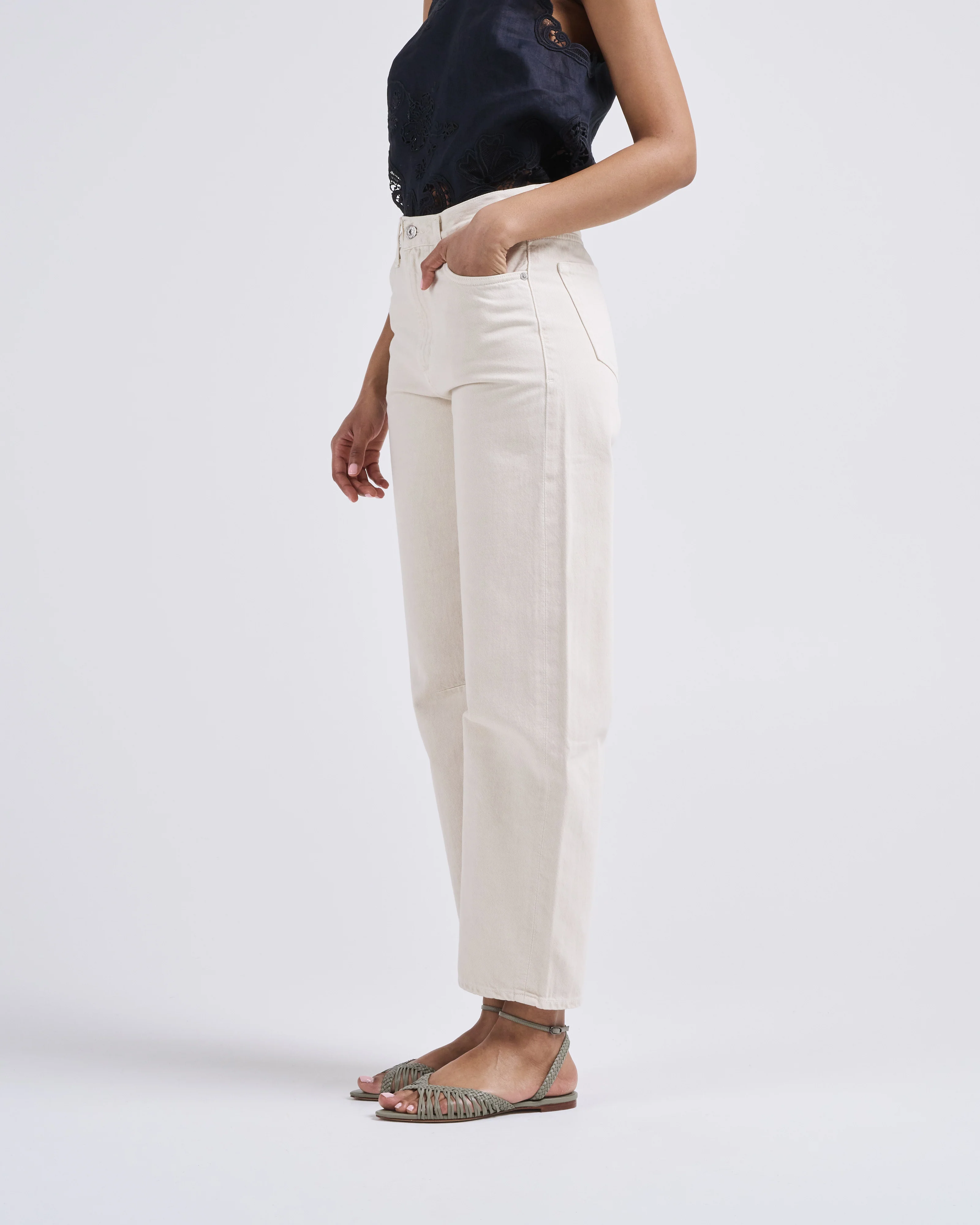 miro jean - Image 3