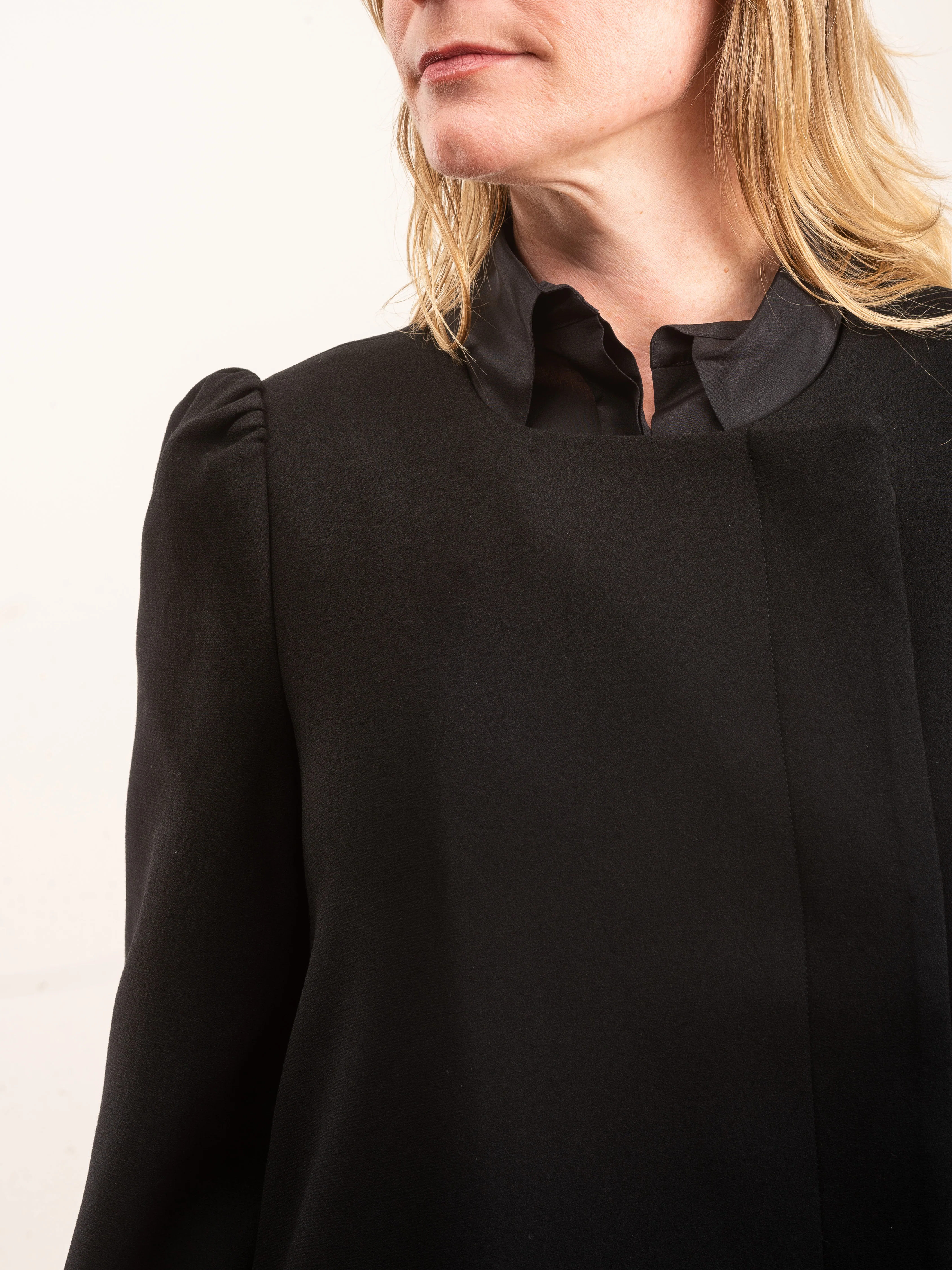 mid-length coat - Image 4