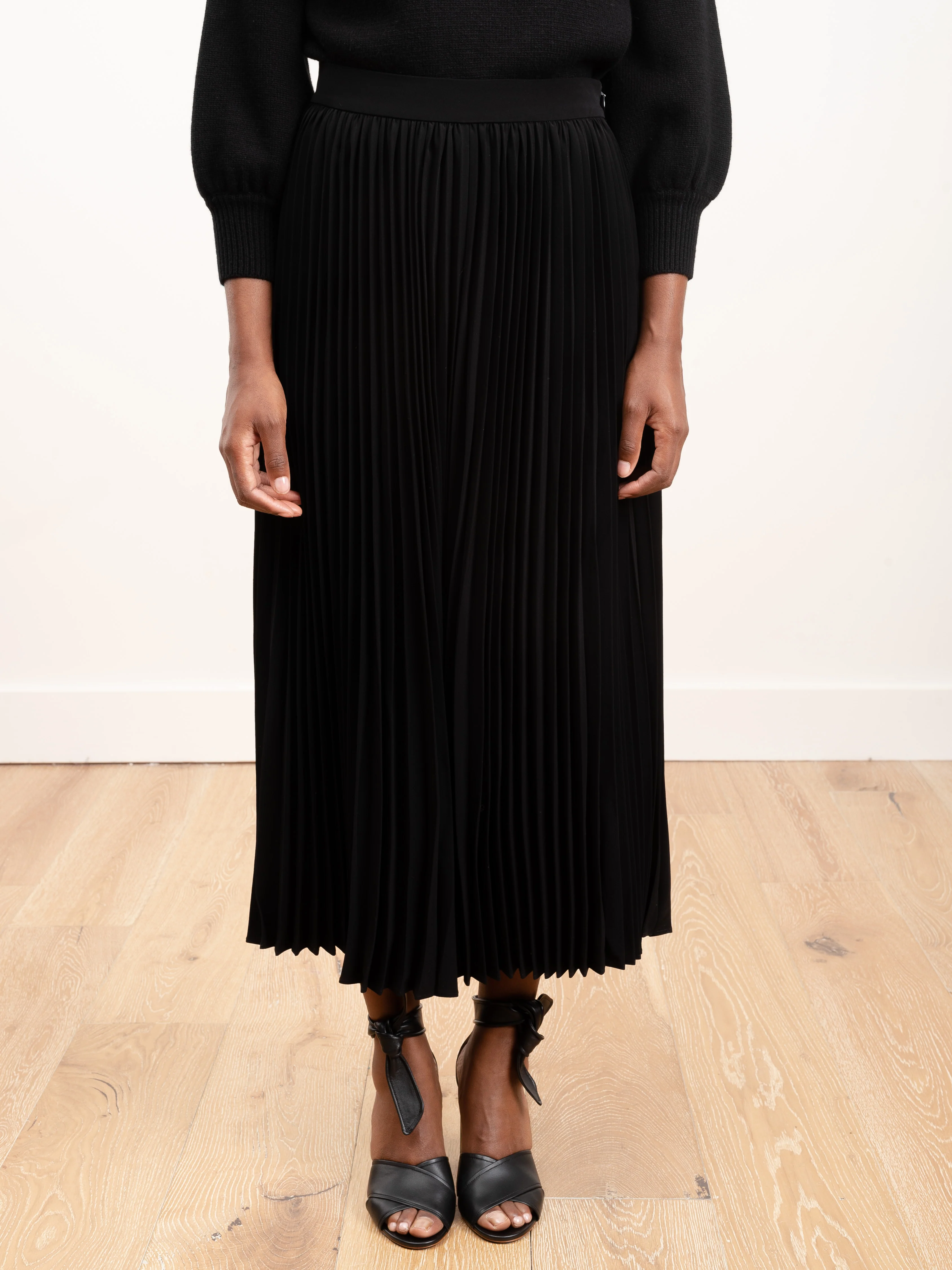 pleated skirt - Image 2