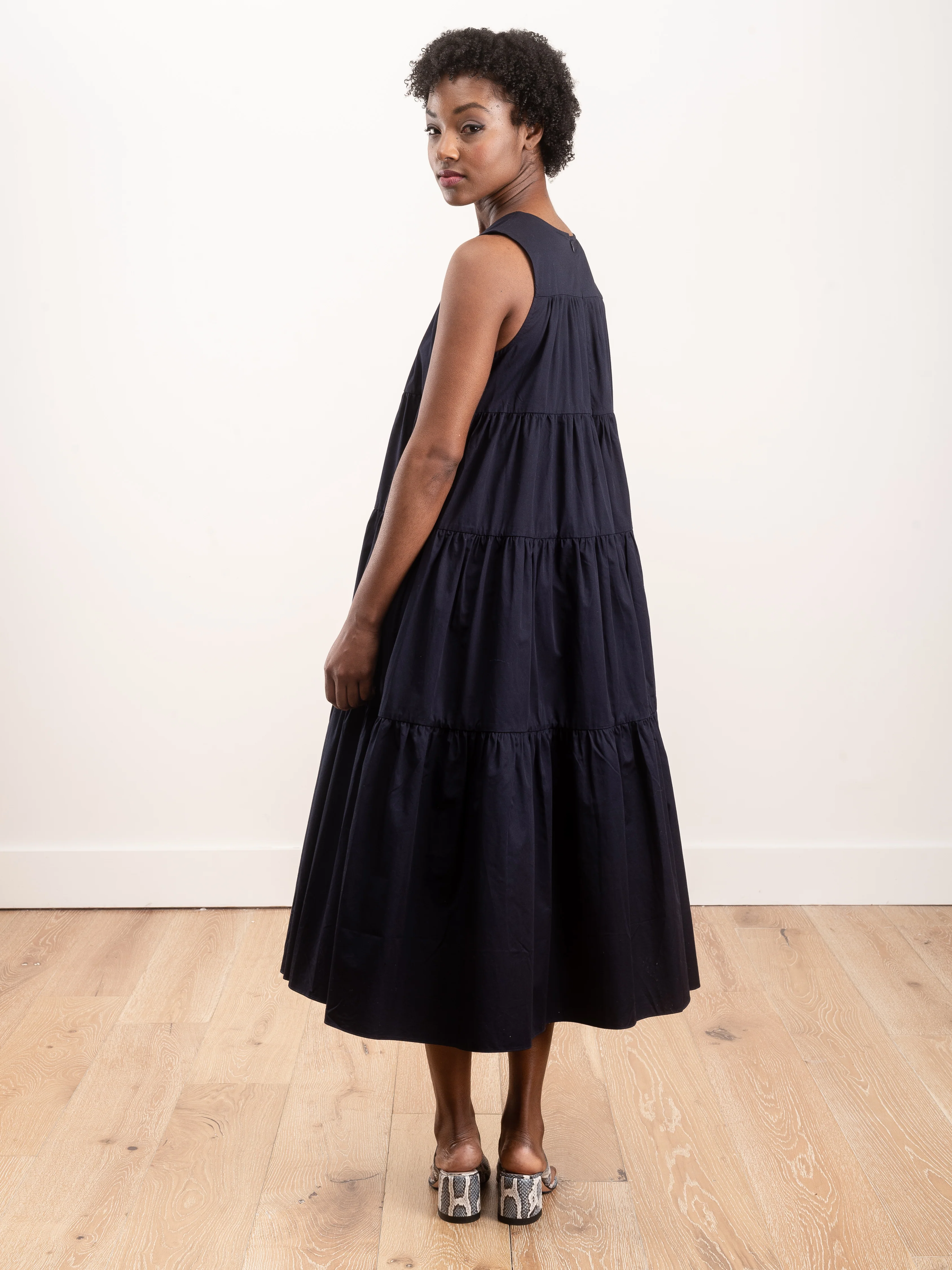 tiered sleeveless dress - navy - Image 4