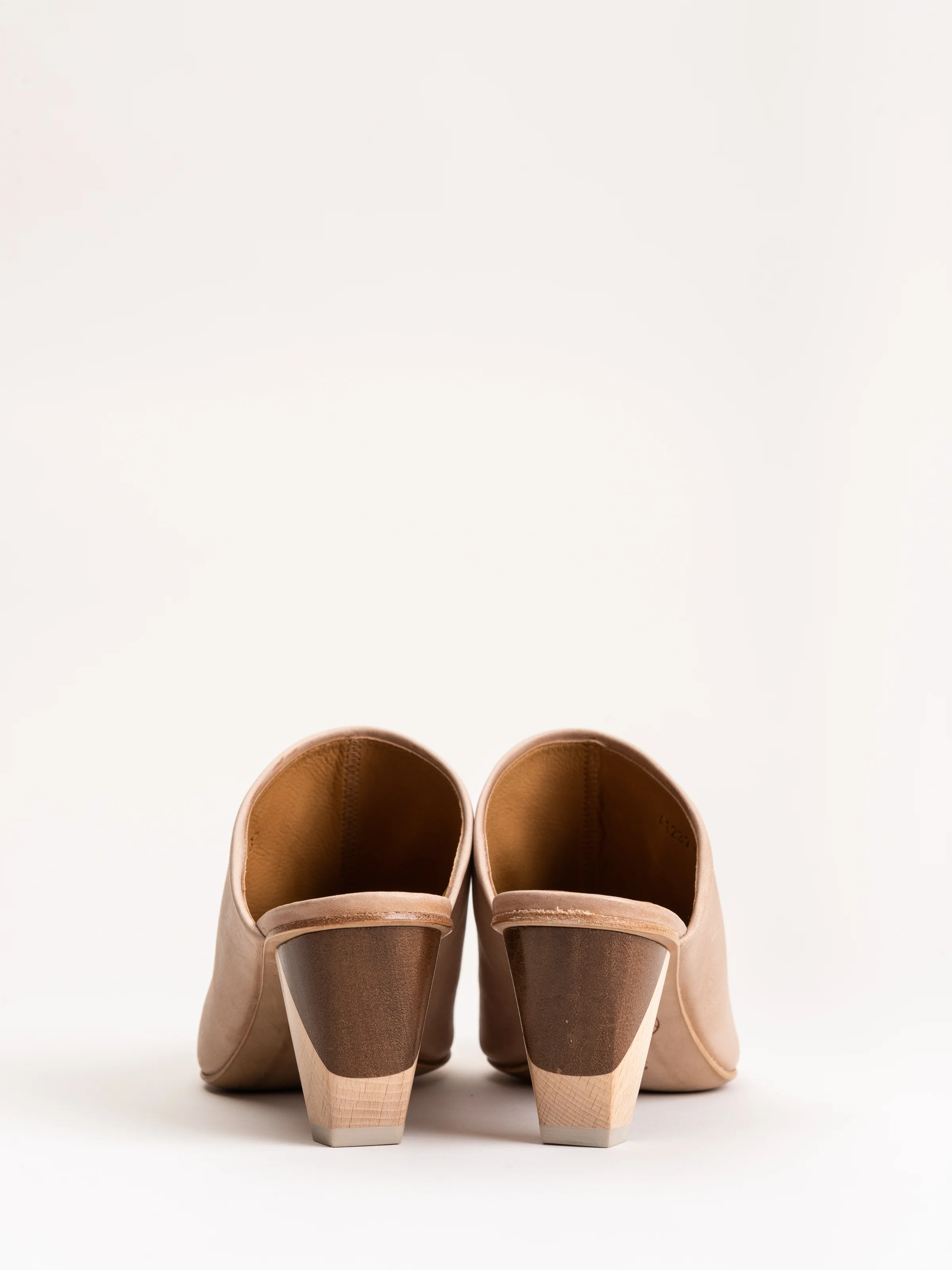 jackson mule - Image 5
