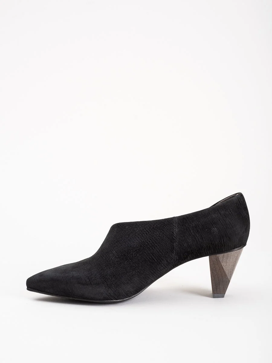 joji heel - Image 2