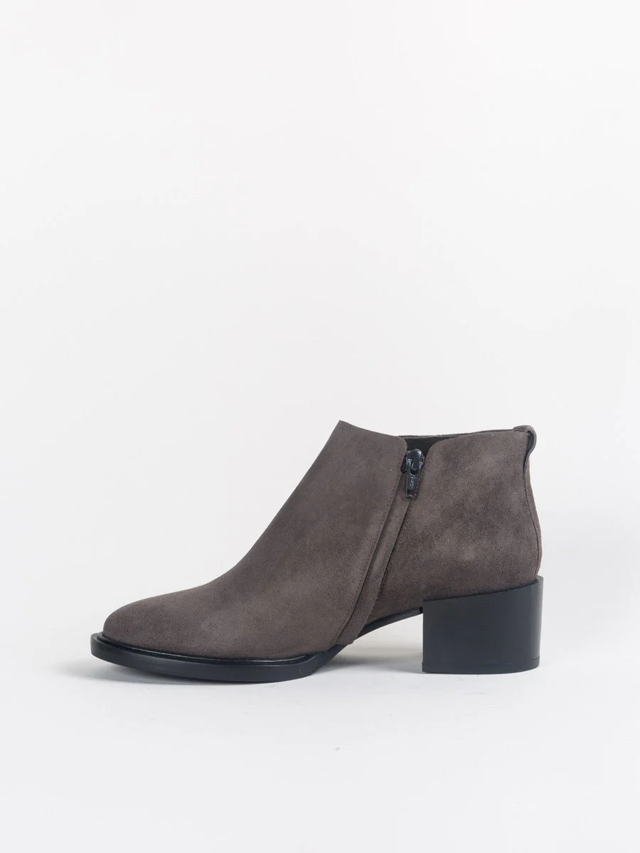 mickey boot - Image 2
