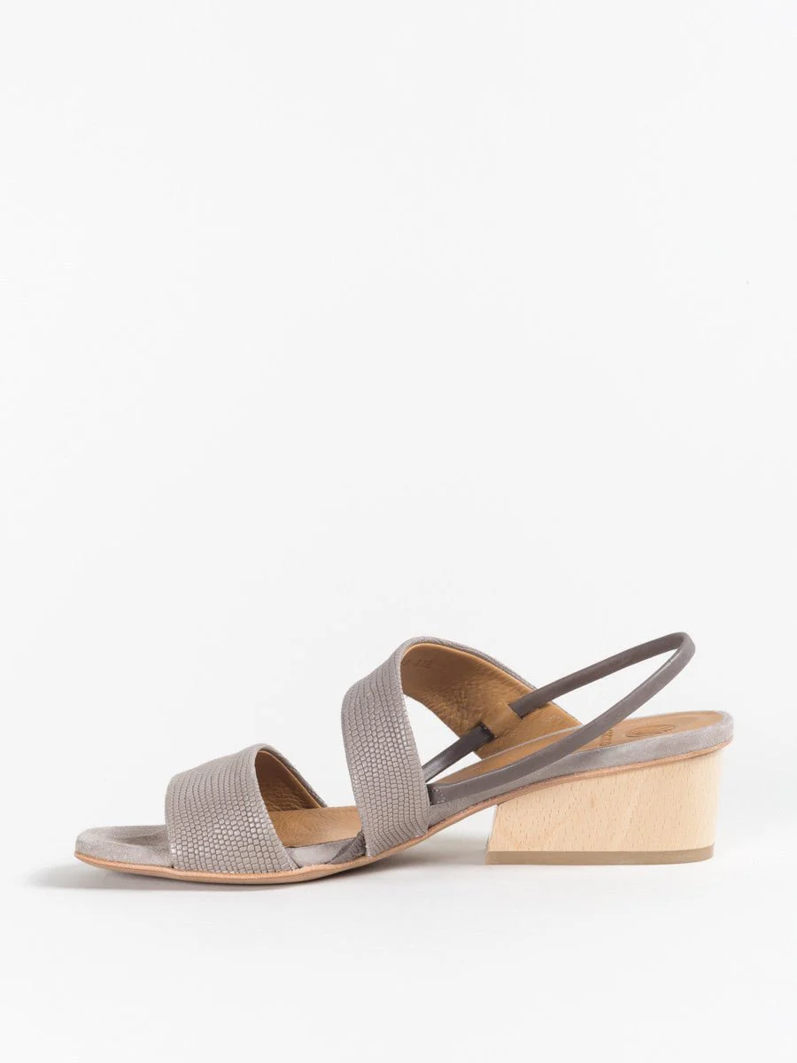 onshore sandal - Image 2