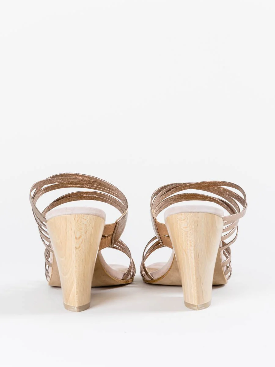 tuaca heel - Image 4