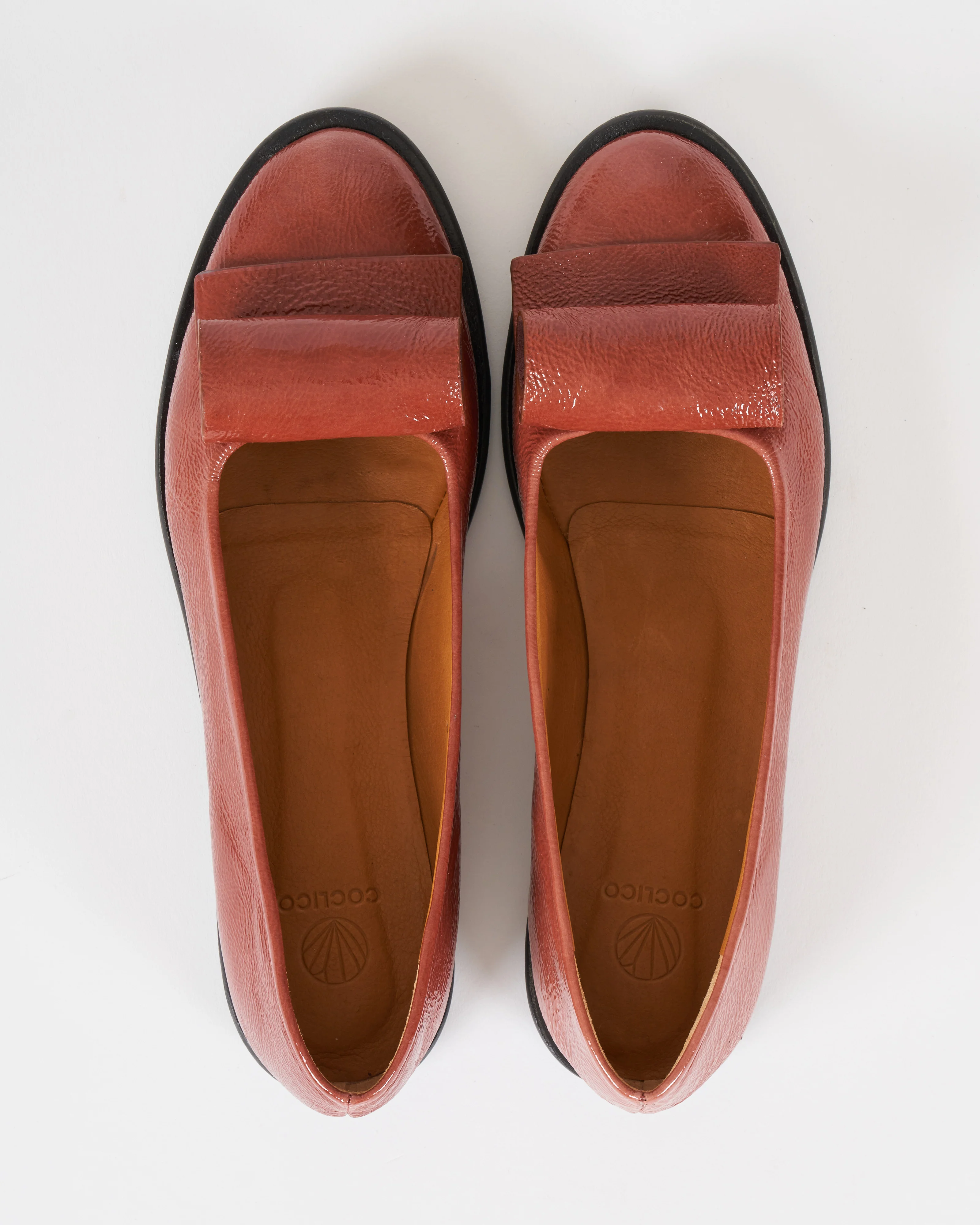yale antiqued loafer - patent deborah - Image 3