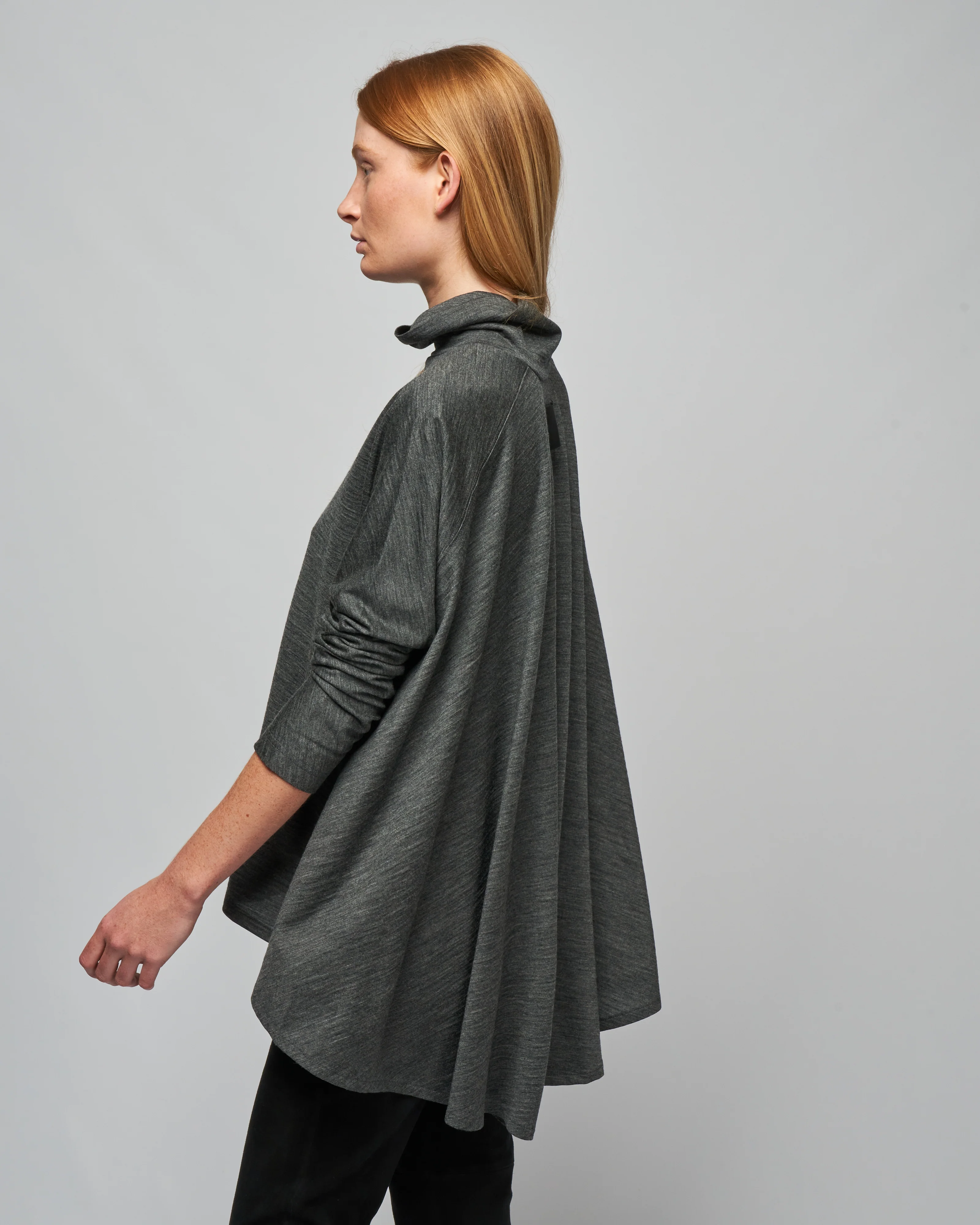elyse flair high-neck top - charcoal - Image 3