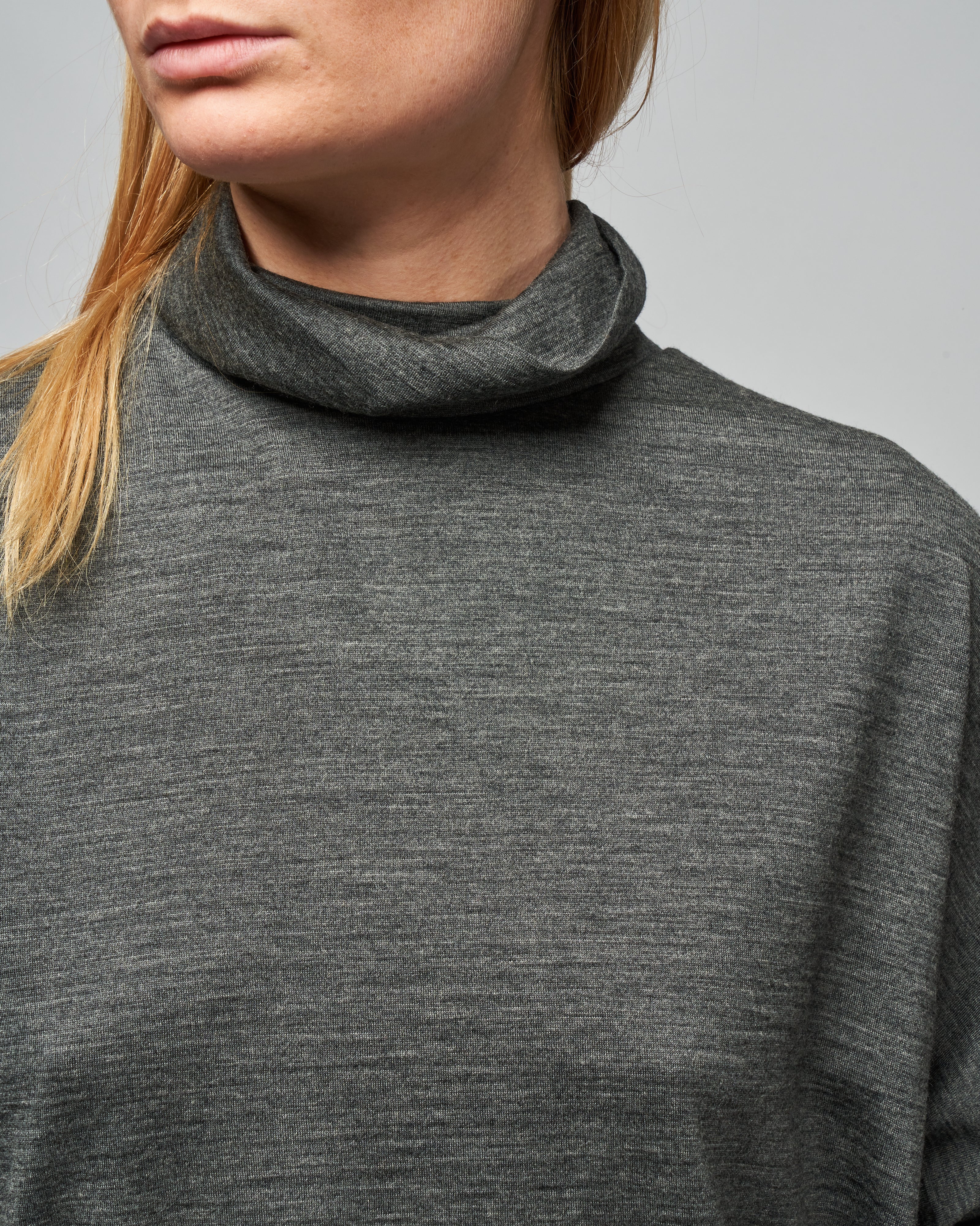 elyse flair high-neck top - charcoal - Image 5