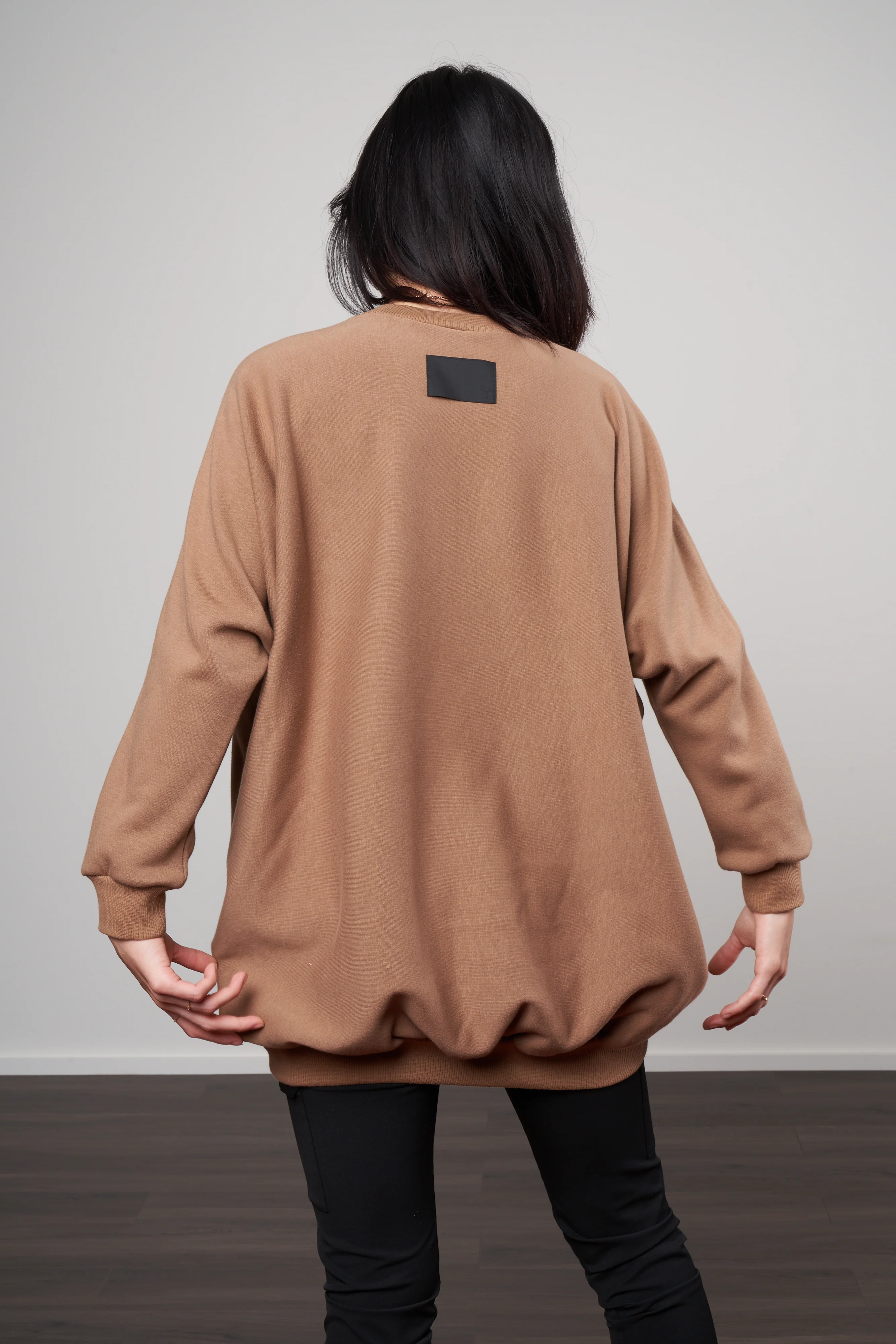 mario sweatshirt - 86 caramel - Image 4