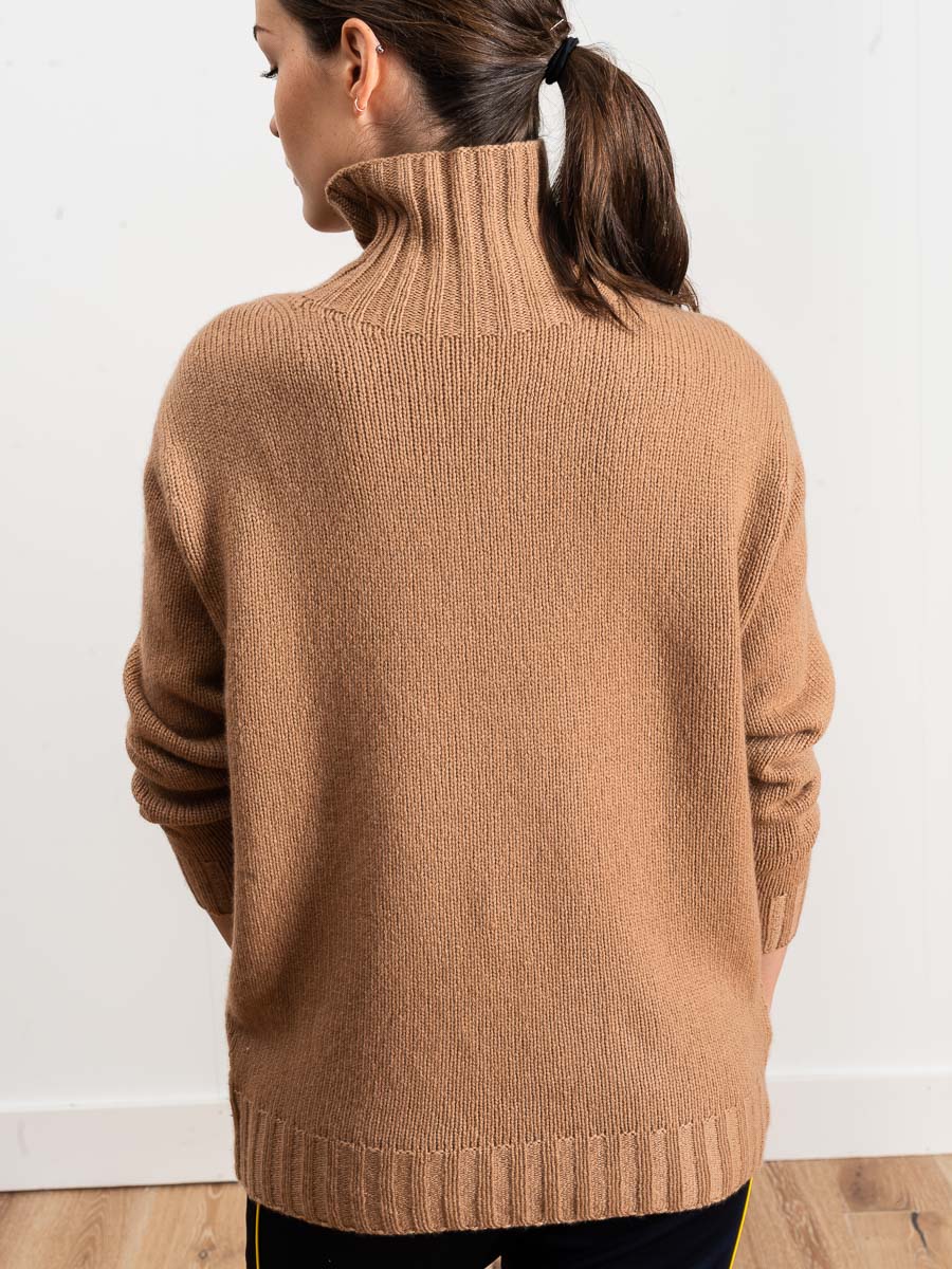 oversized turtleneck - camel - Image 6