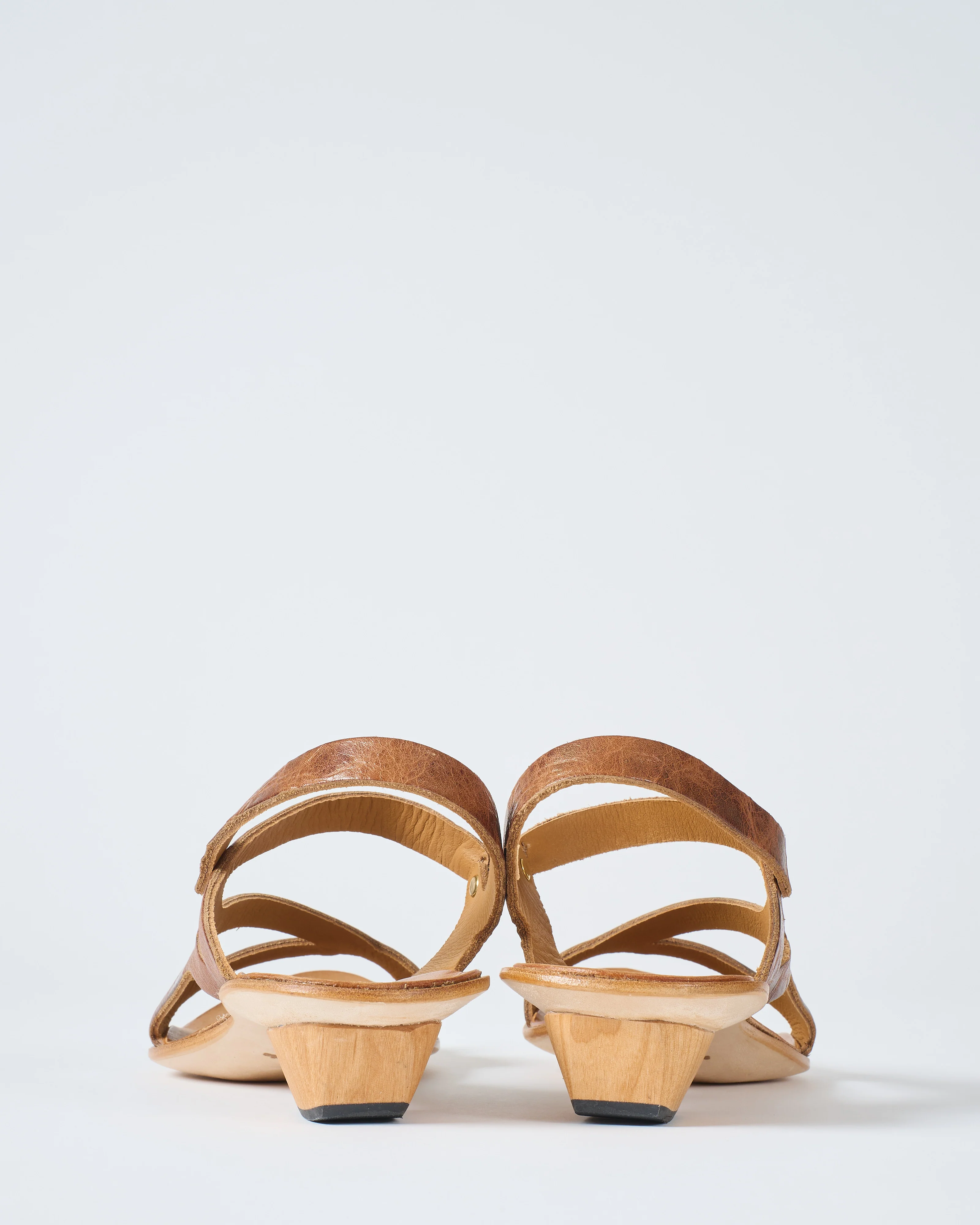 brief clog - Image 3