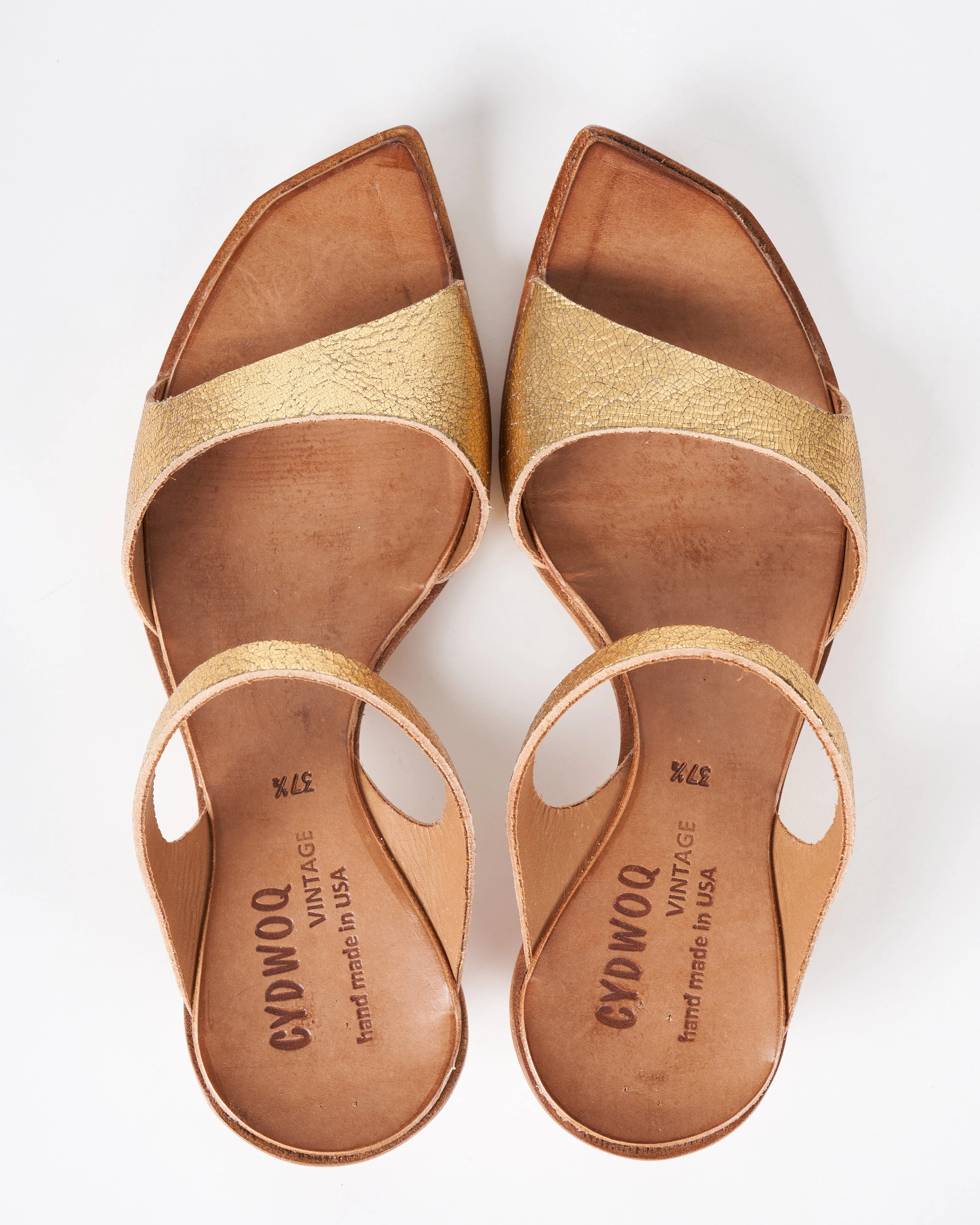 ionic - 2 strap sandal with heel - gold - Image 3