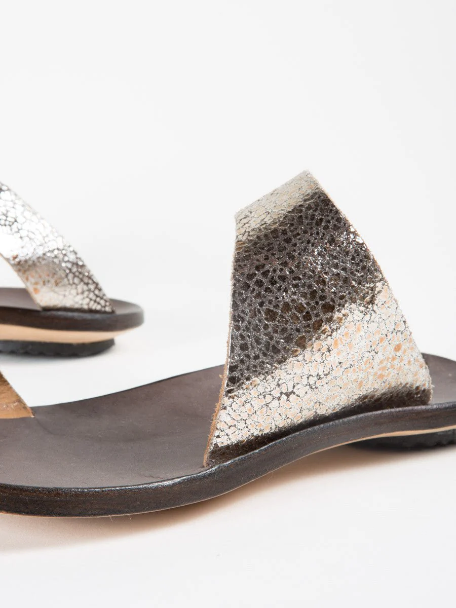 thong sandal - silver/copper - Image 7