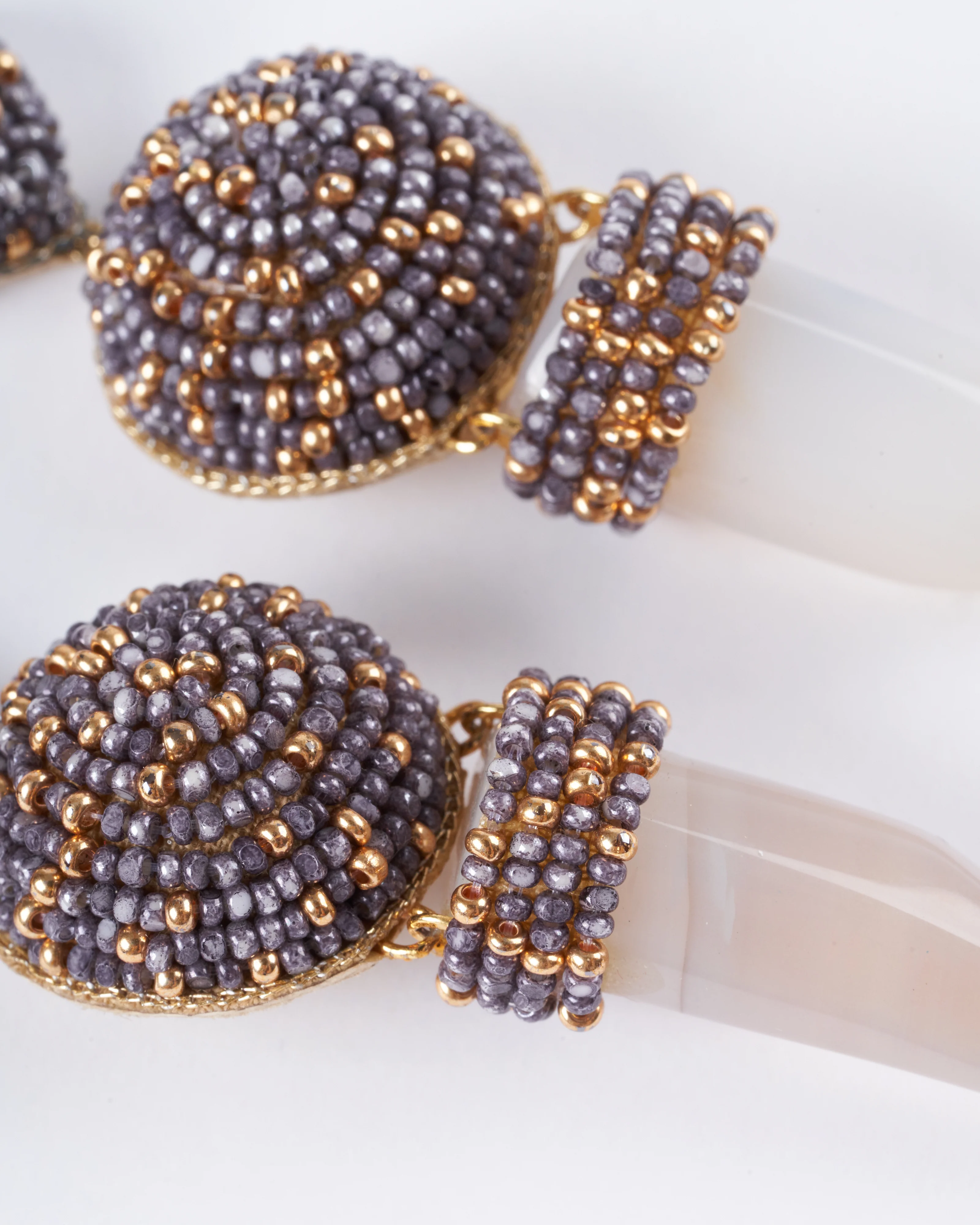 meher earrings custom - grey - Image 3
