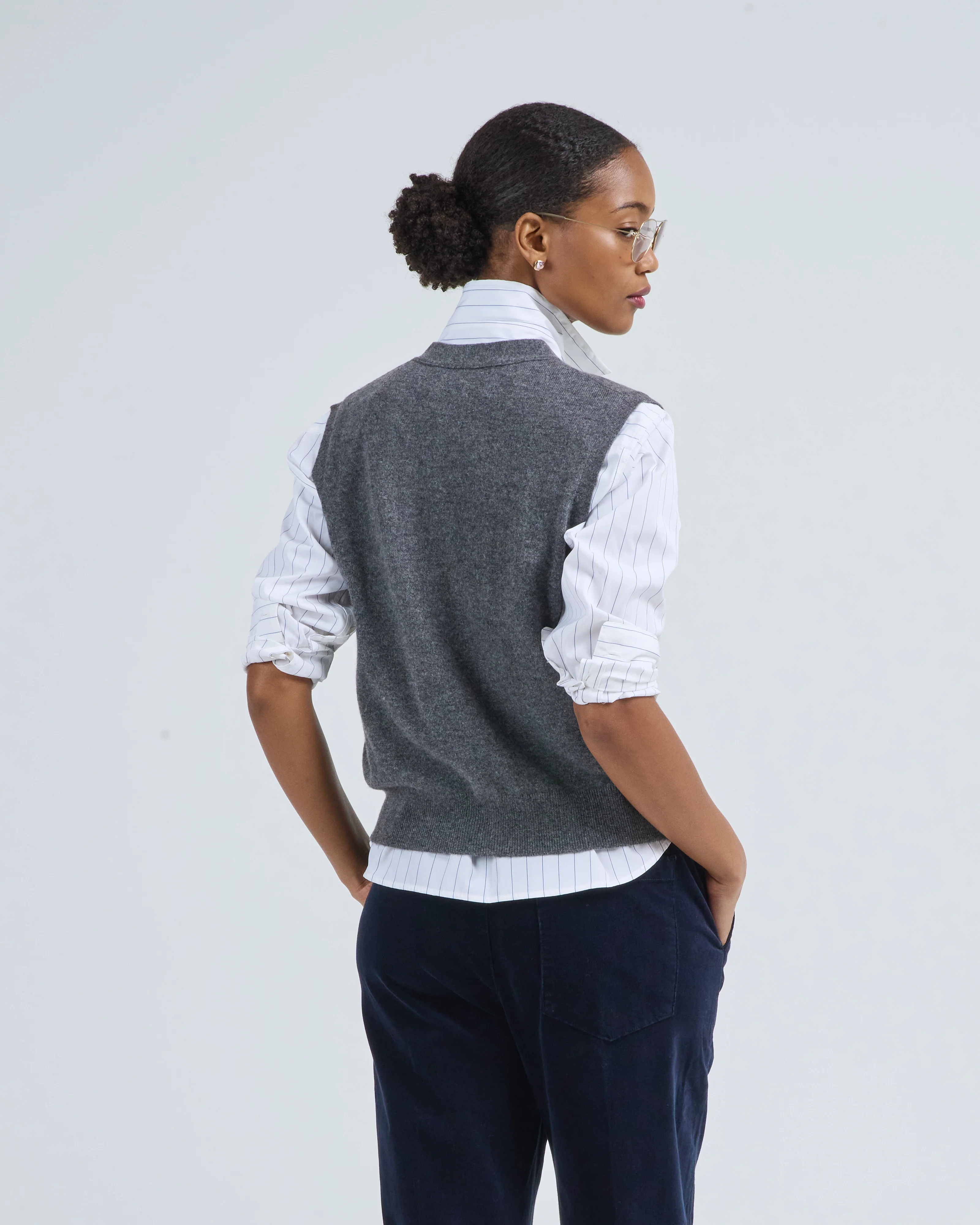 juni cashmere vest - Image 4