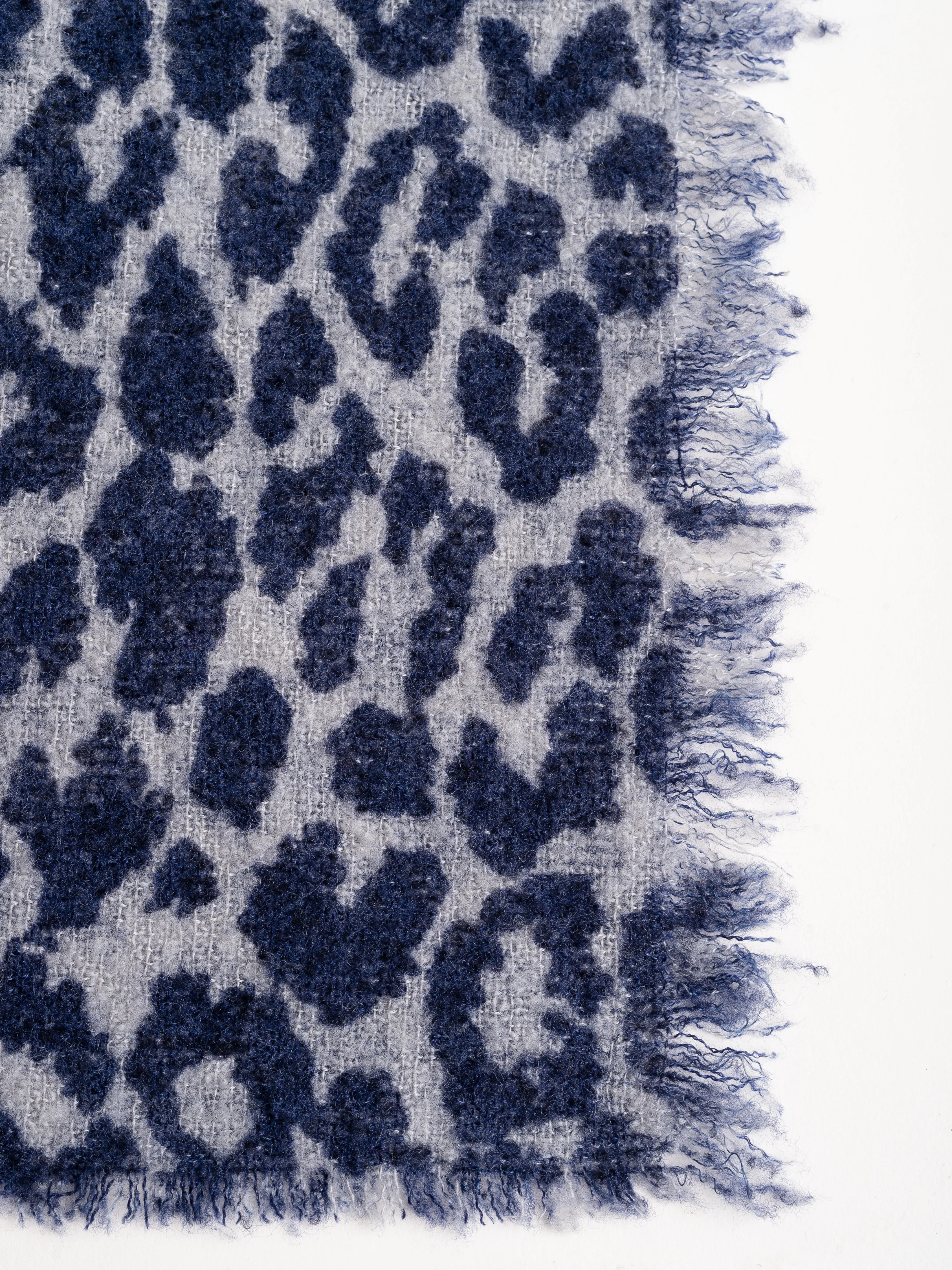 flustra sciarpa - blue leopard - Image 4