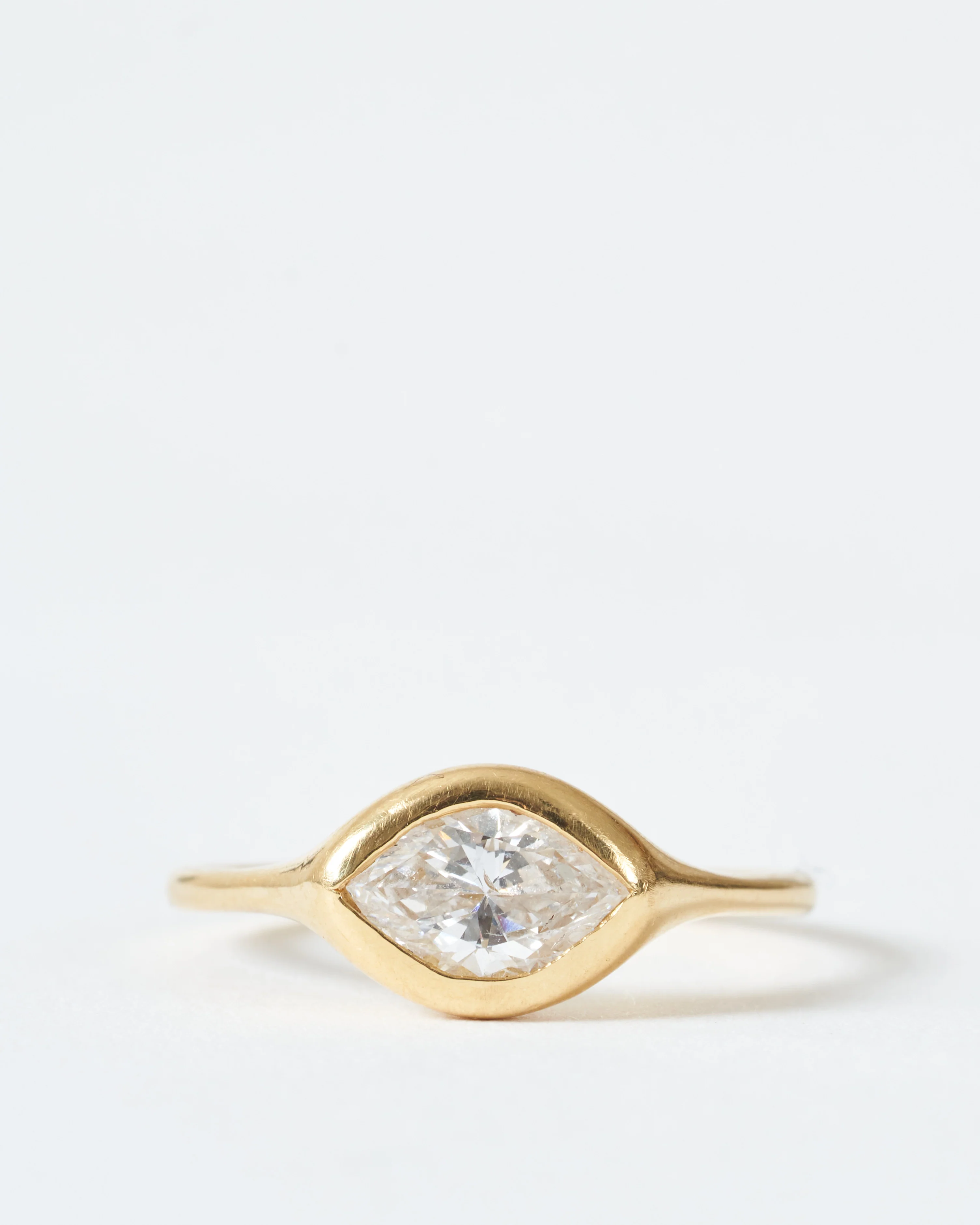 carved ring marquise - Image 2