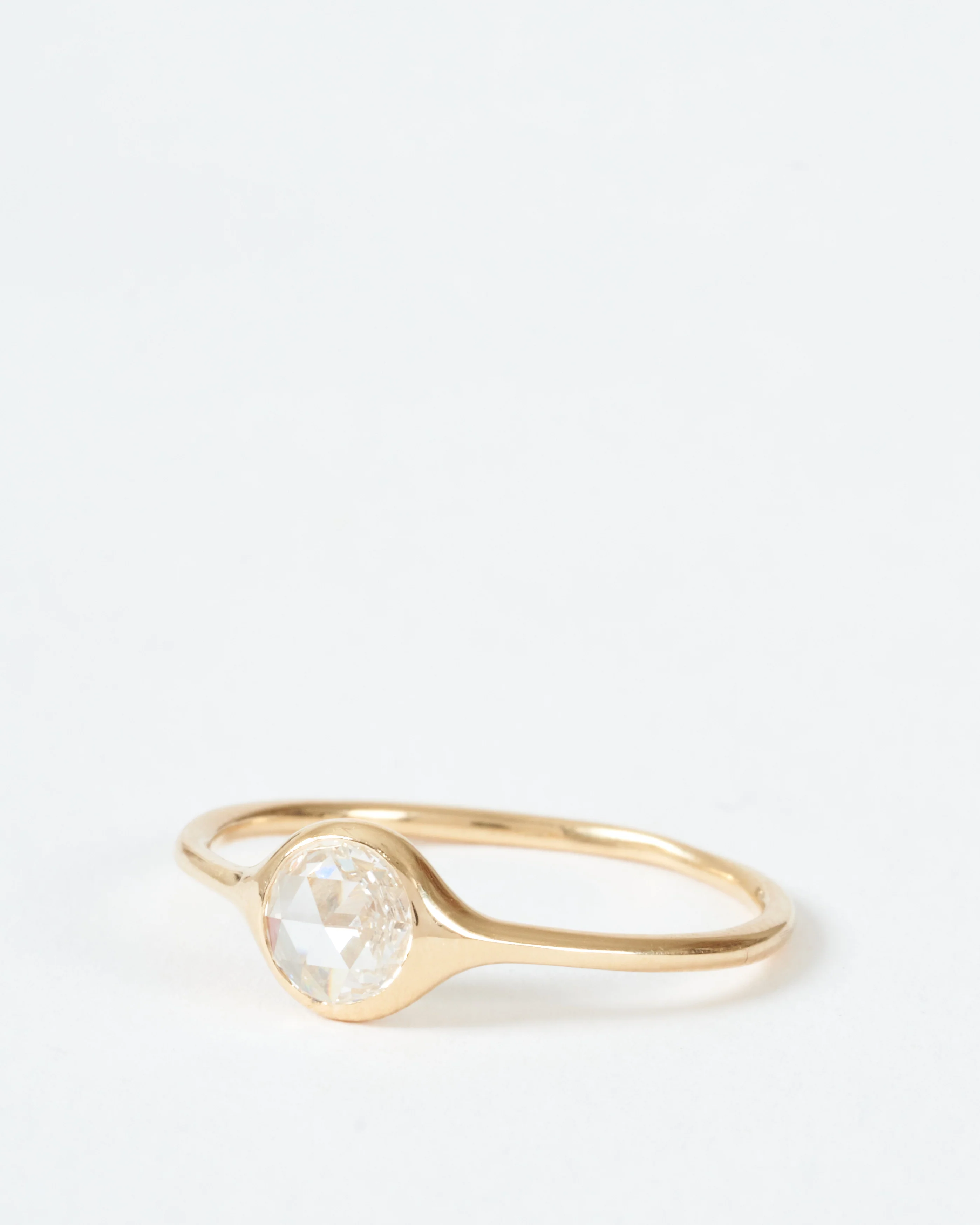 carved ring round - Image 5