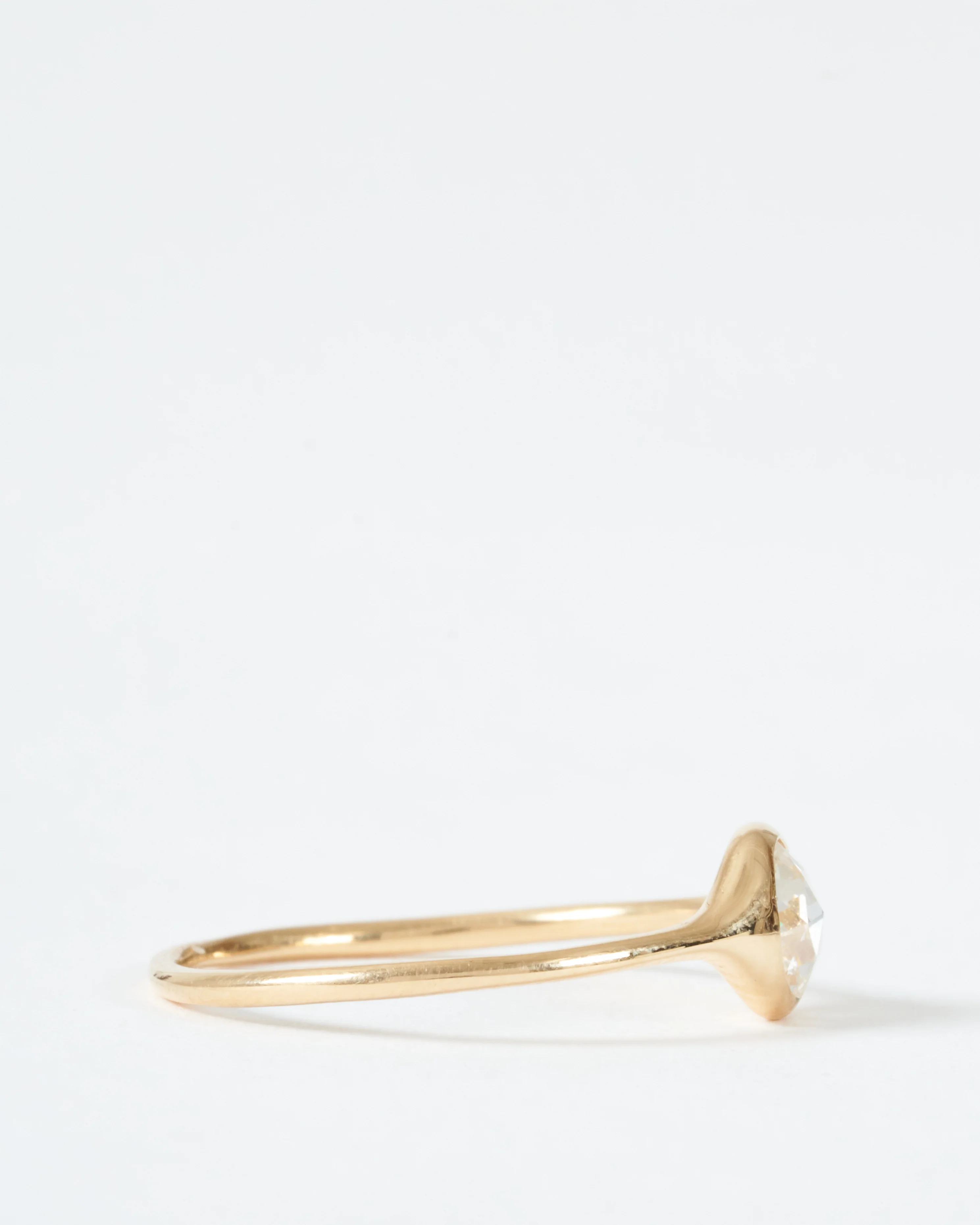 carved ring round - Image 6
