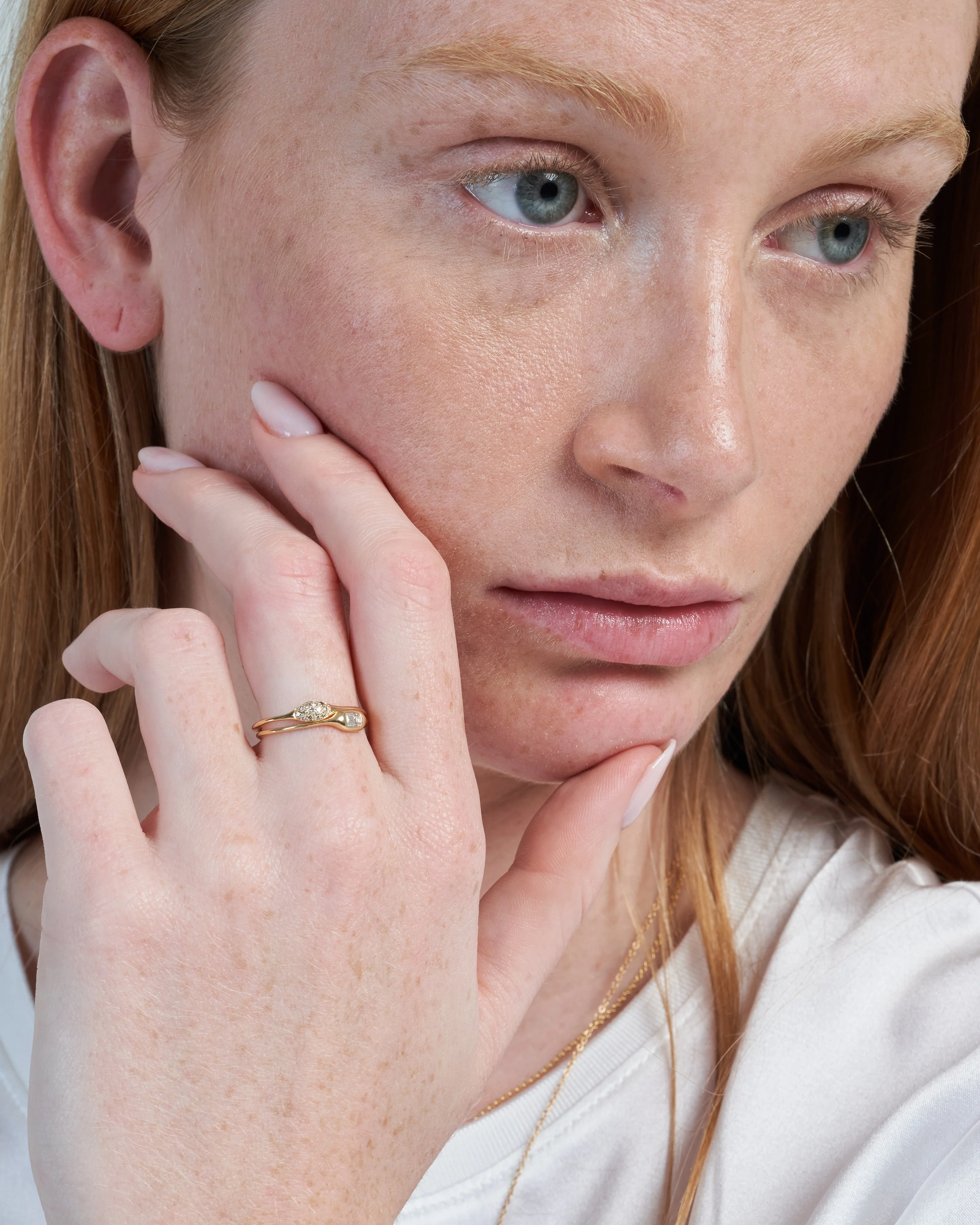 mini shape ring emerald cut - Image 2