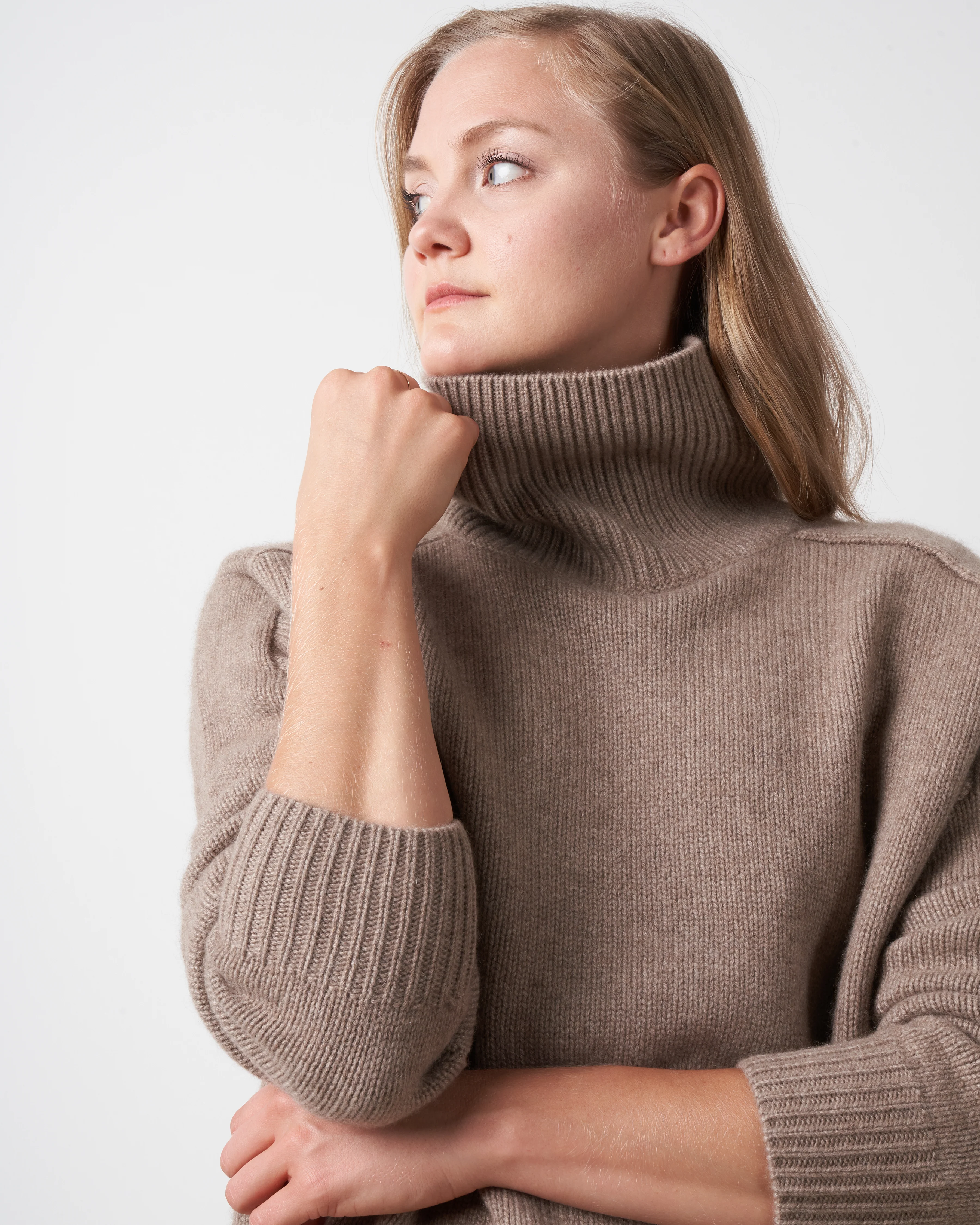 perfect turtleneck - biscuit - Image 5