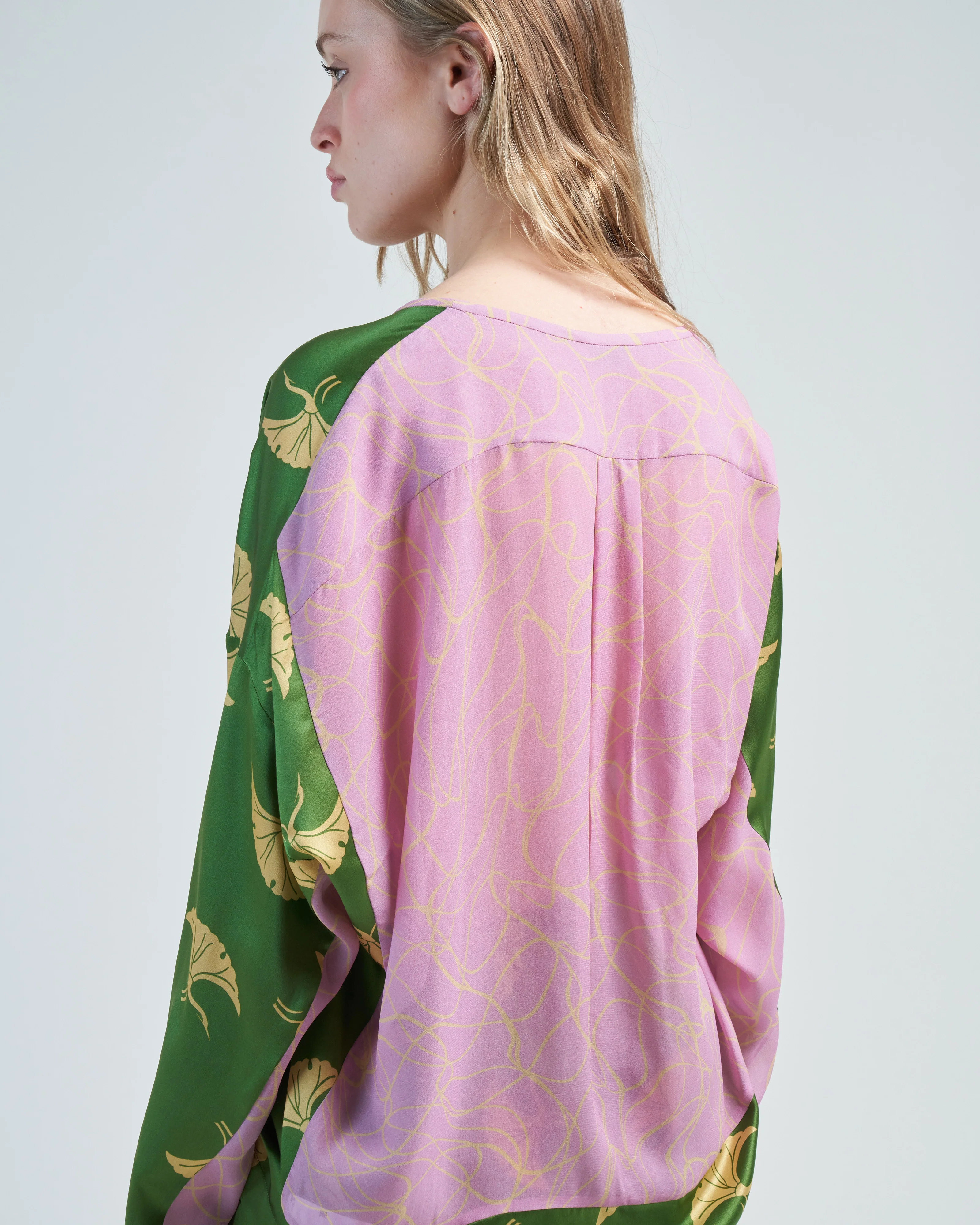 caias shirt - Image 2