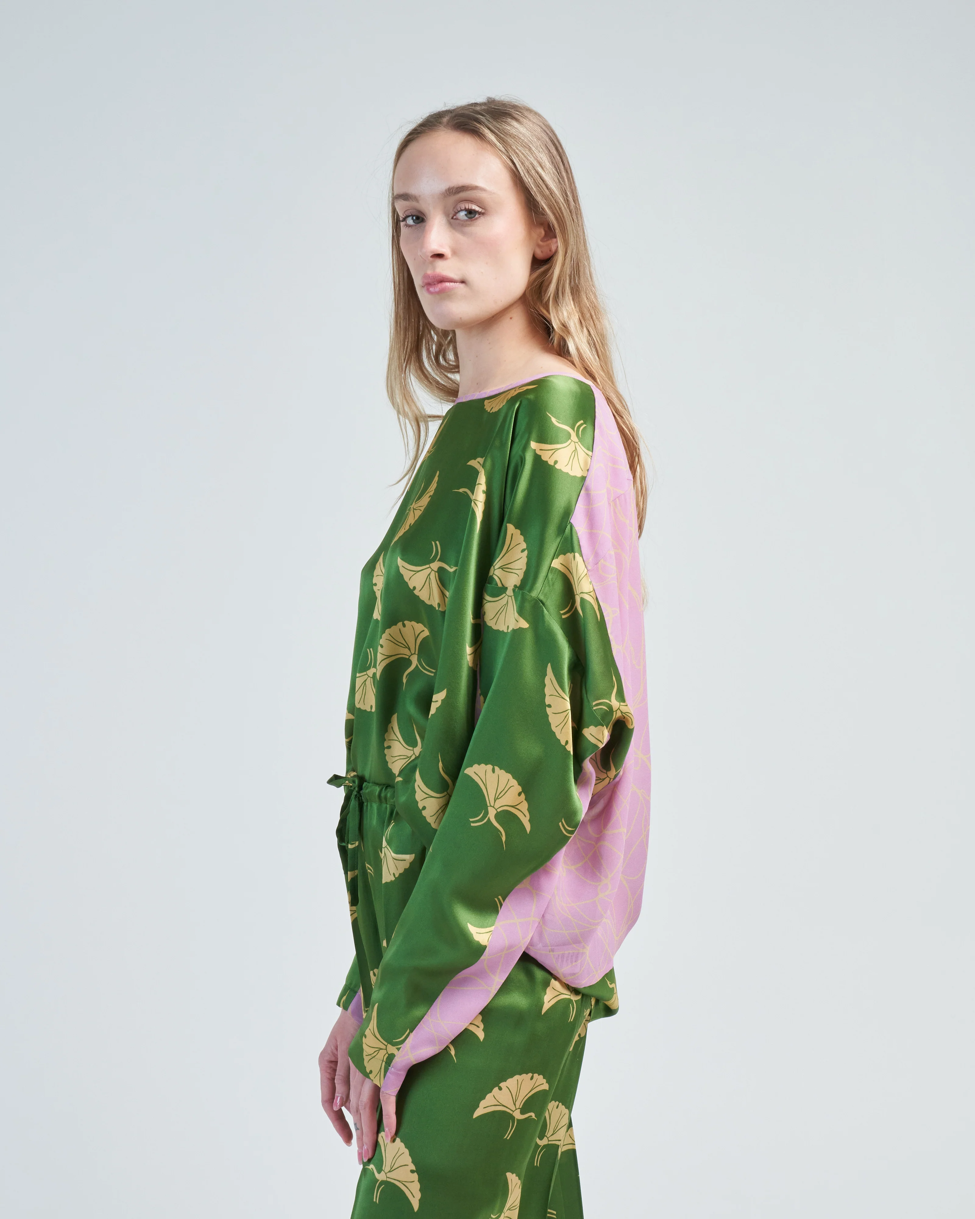 caias shirt - Image 4