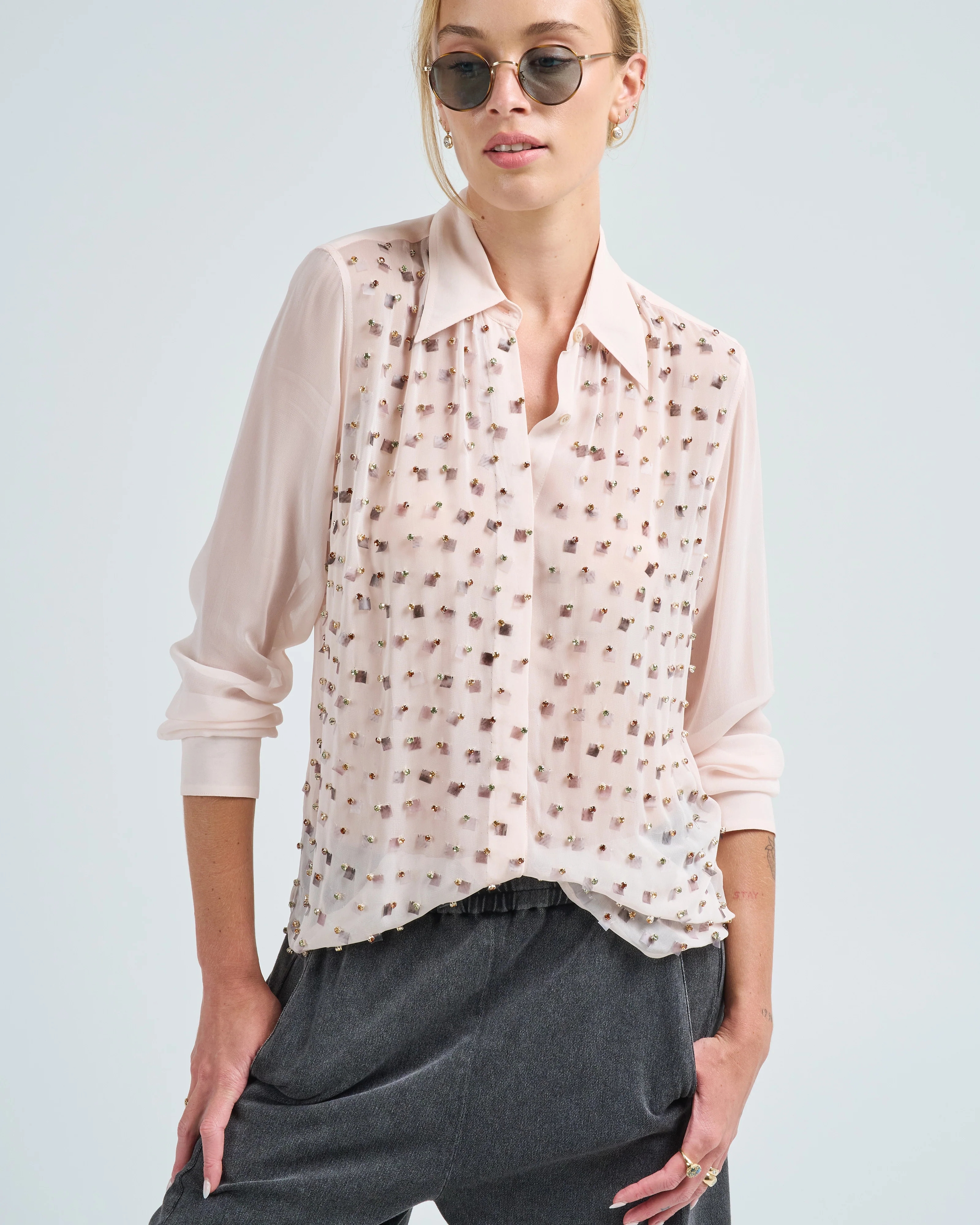 chowy emb shirt