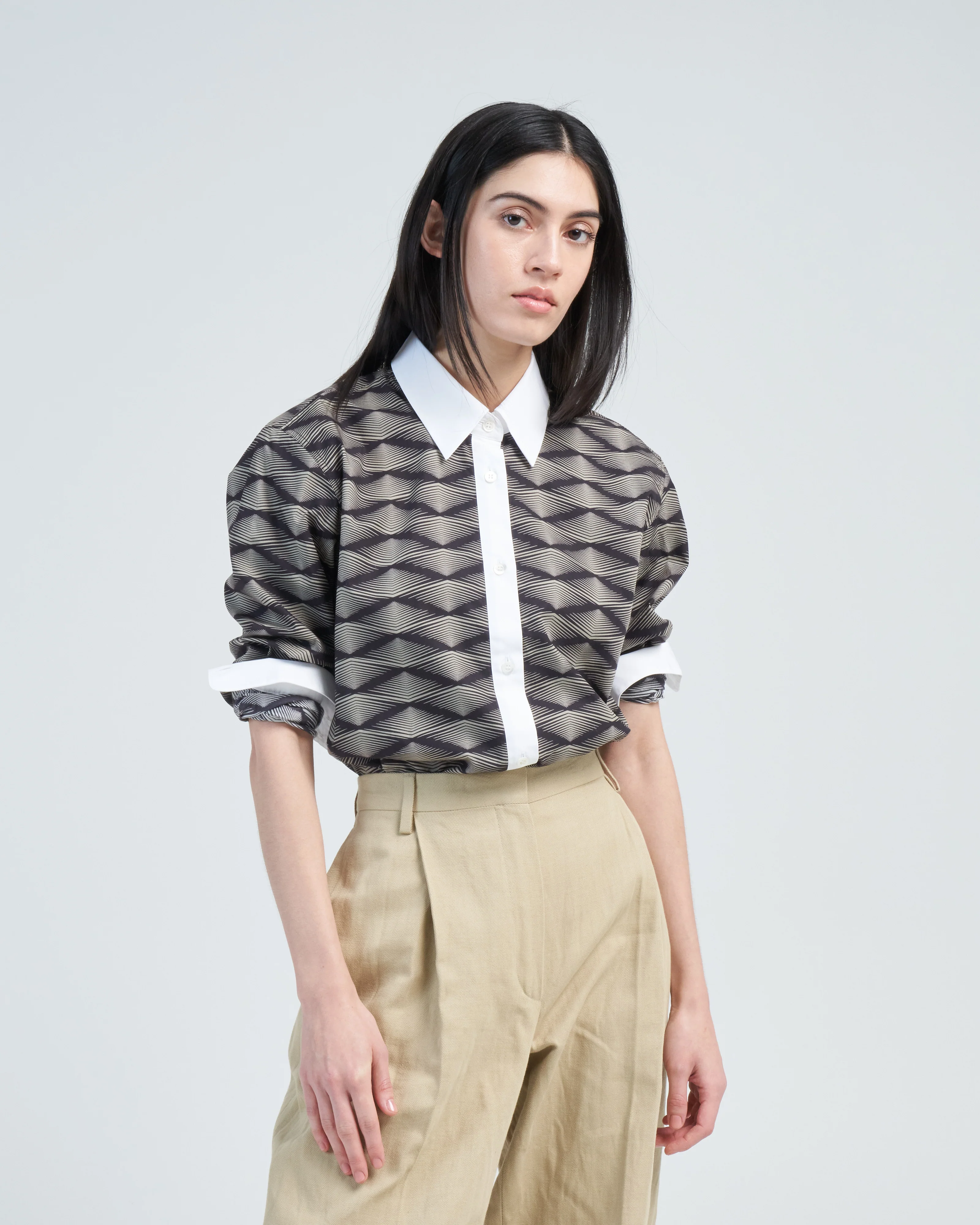 clavel bis shirt - Image 2