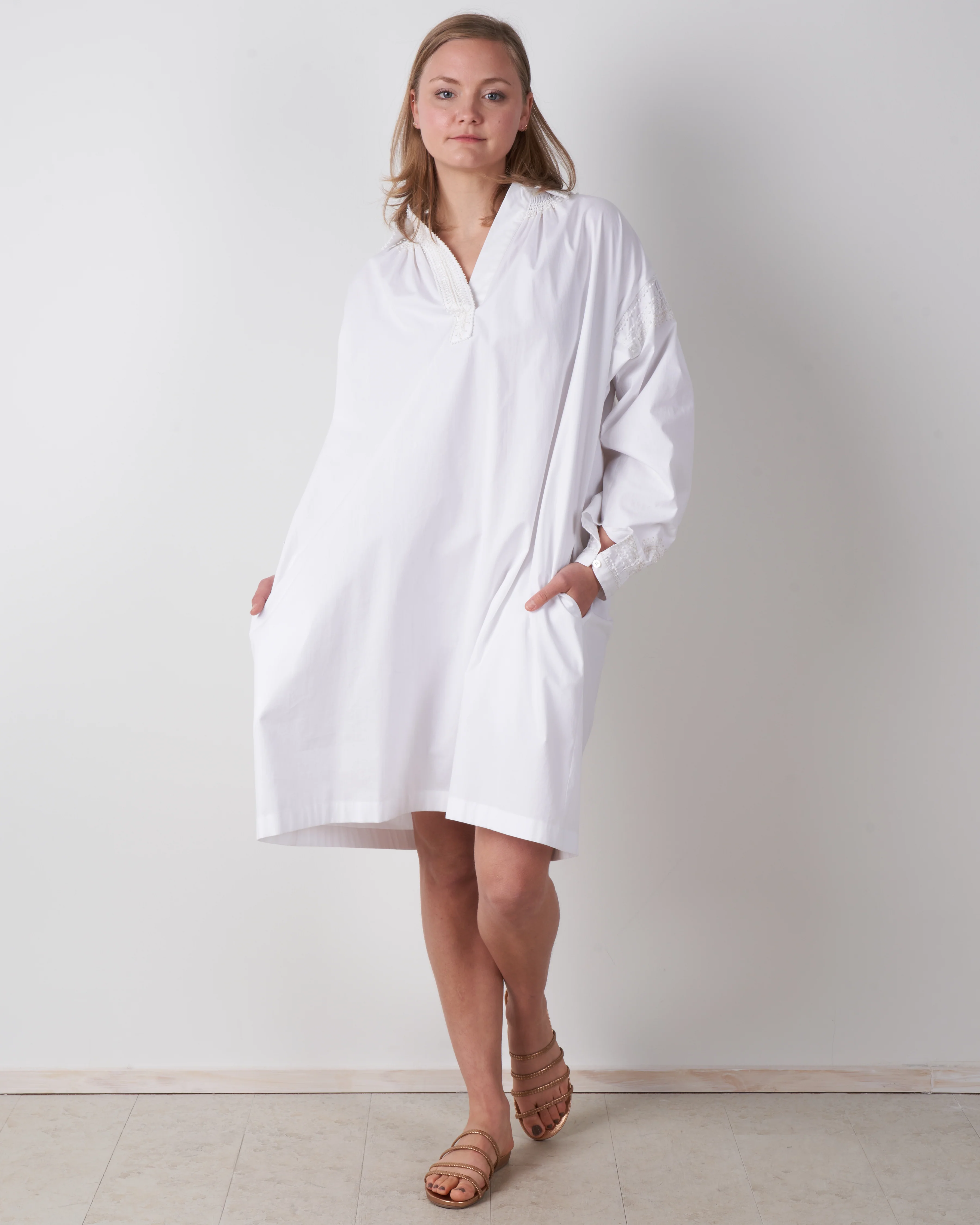 darcy embroidered dress - white