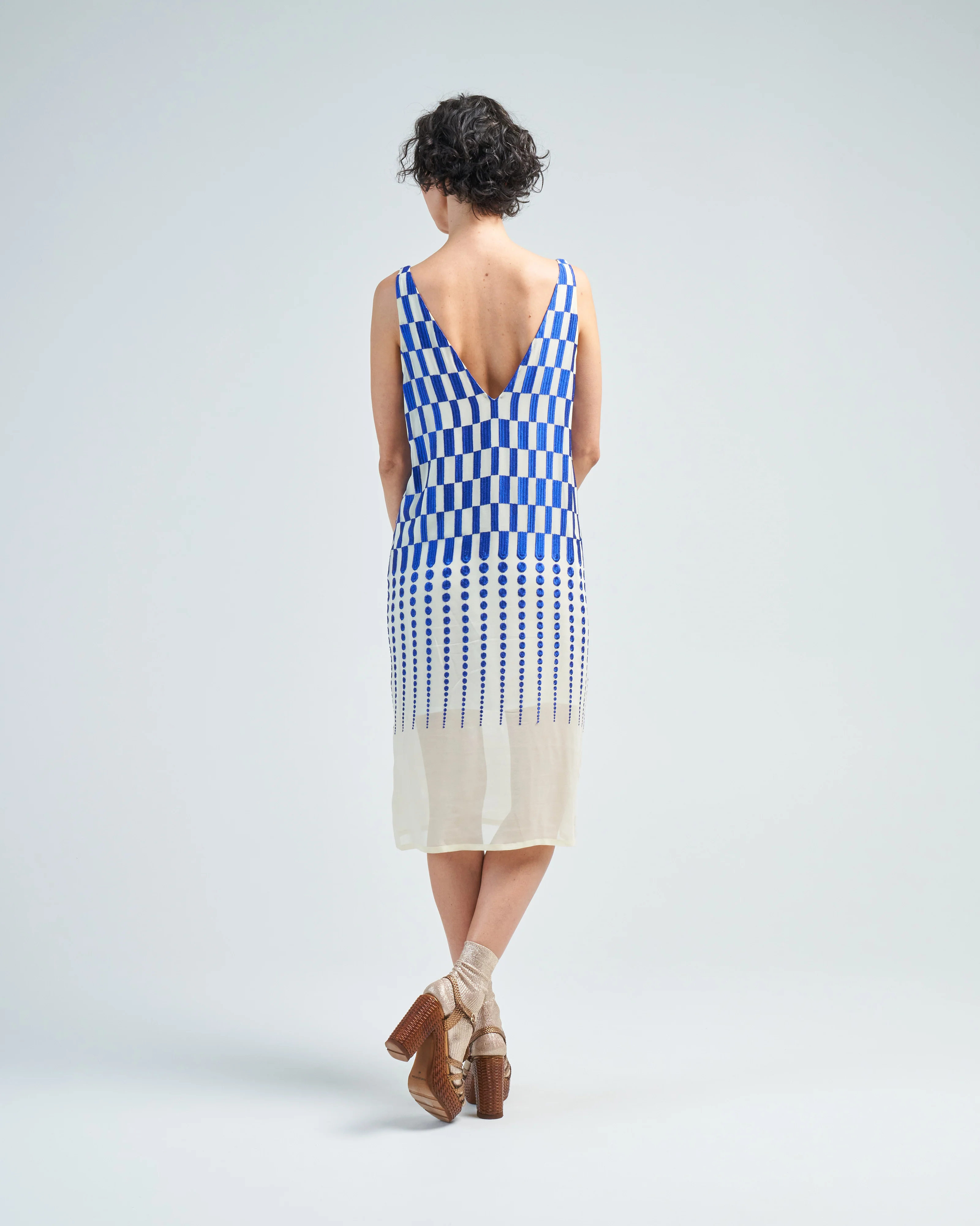 debbie emb dress - Image 4