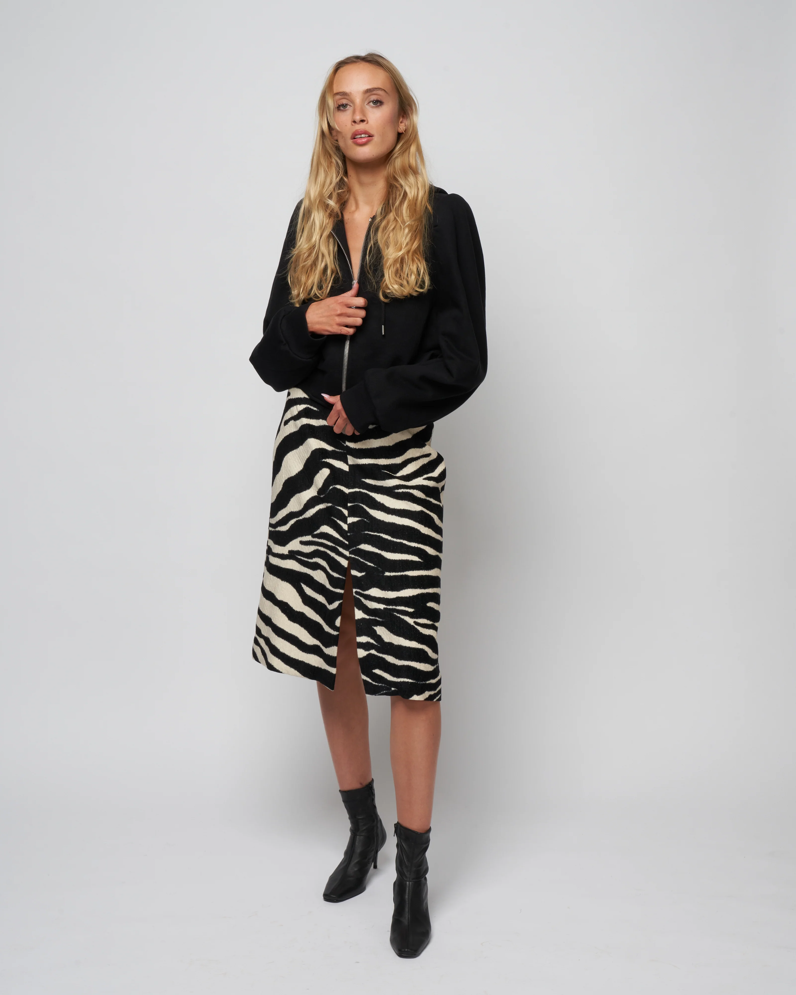 hardell hoodie - black - Image 2