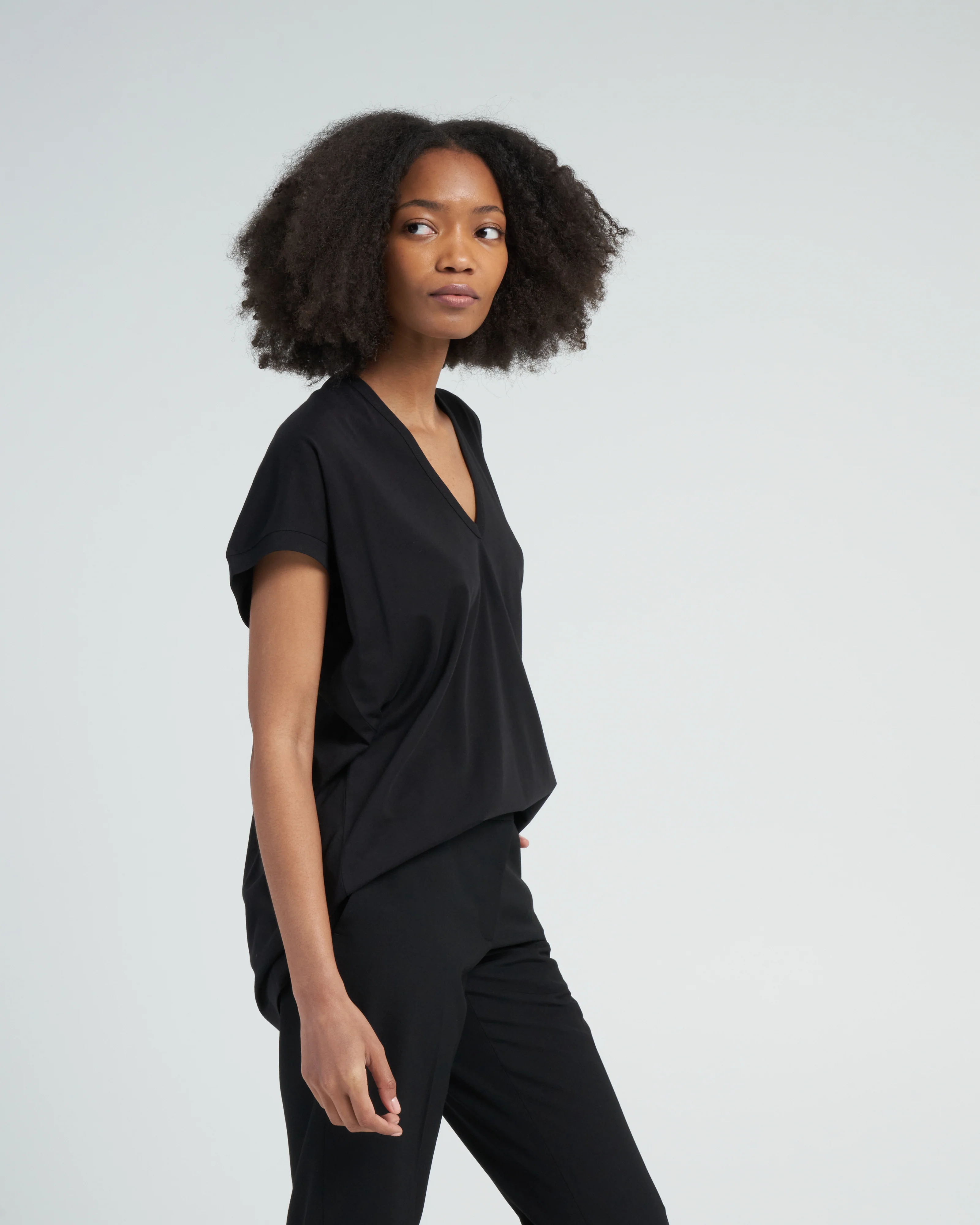 hena t-shirt - black - Image 3