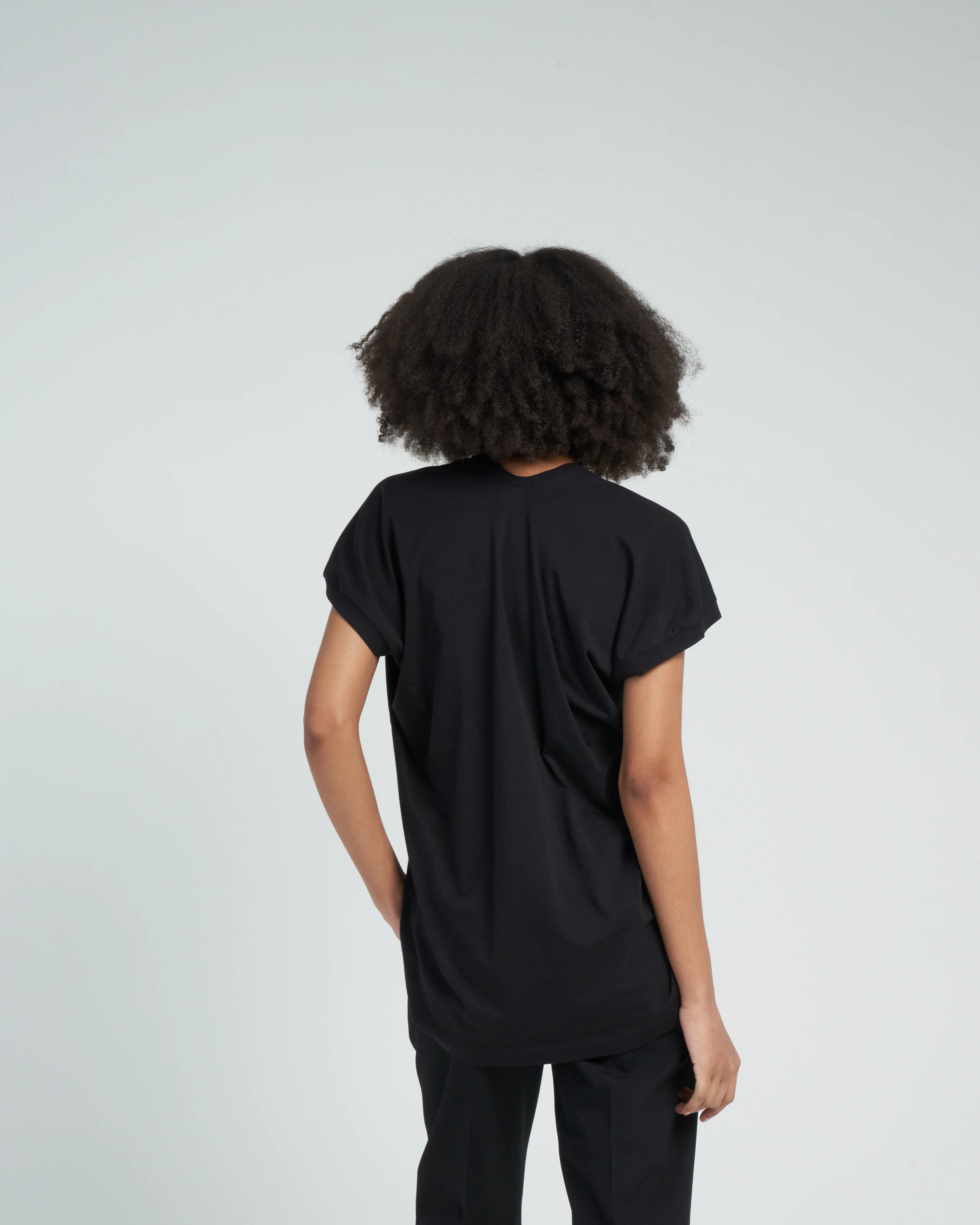 hena t-shirt - black - Image 4