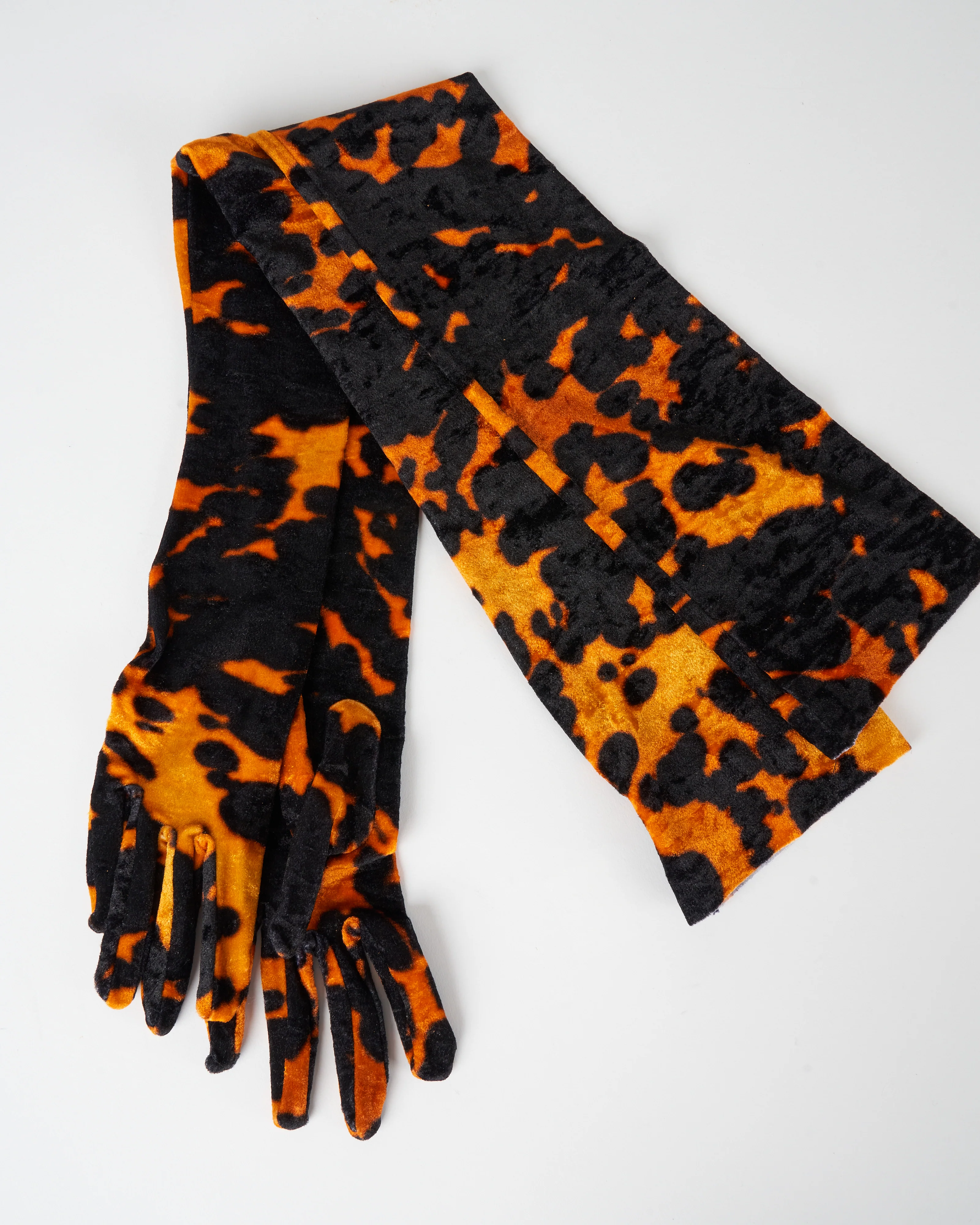 printed velvet gloves - orange - Image 3