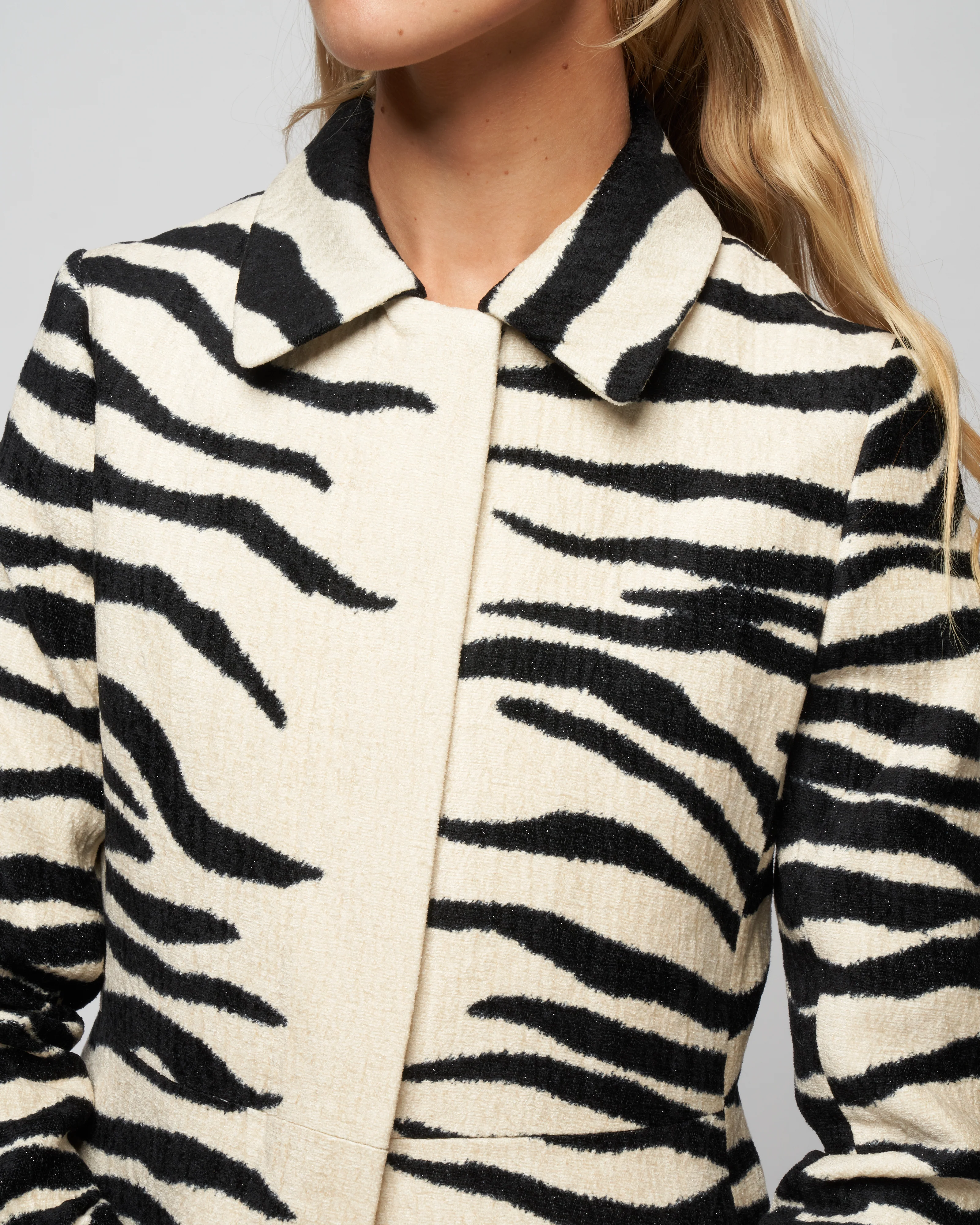 rilke long coat - ecru - Image 5