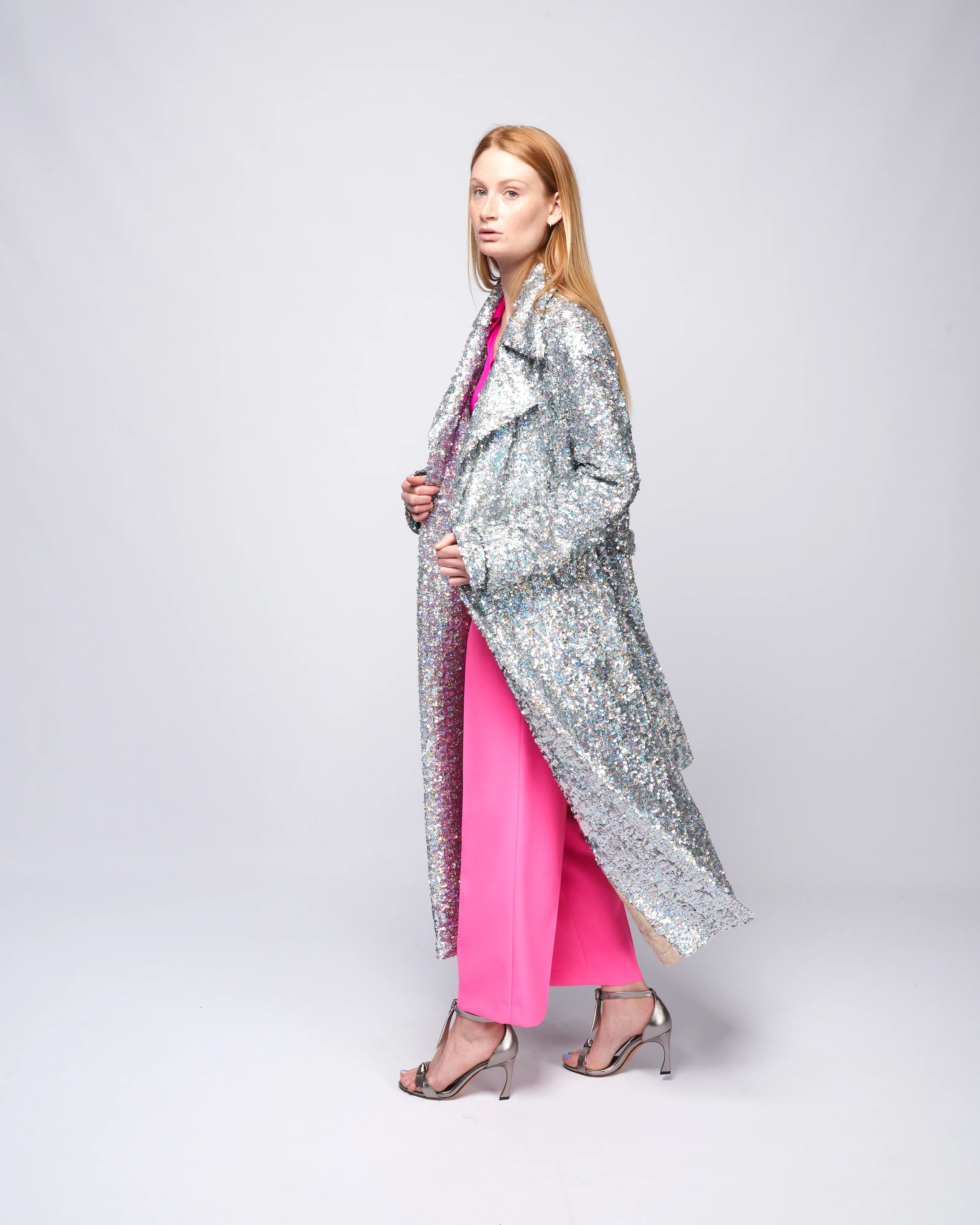 ronas emb coat - hologram - Image 3