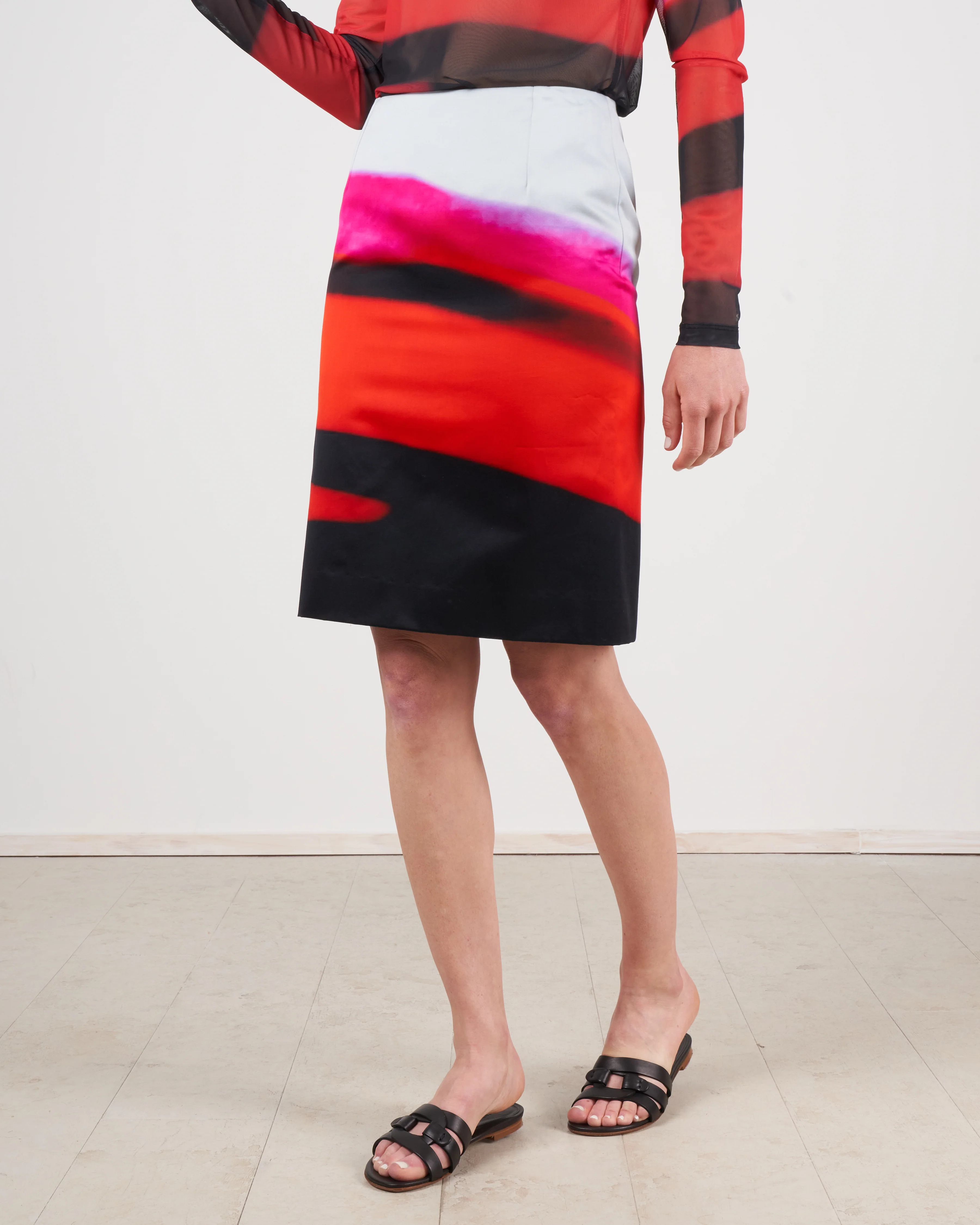 salby short skirt - red 352 - Image 4
