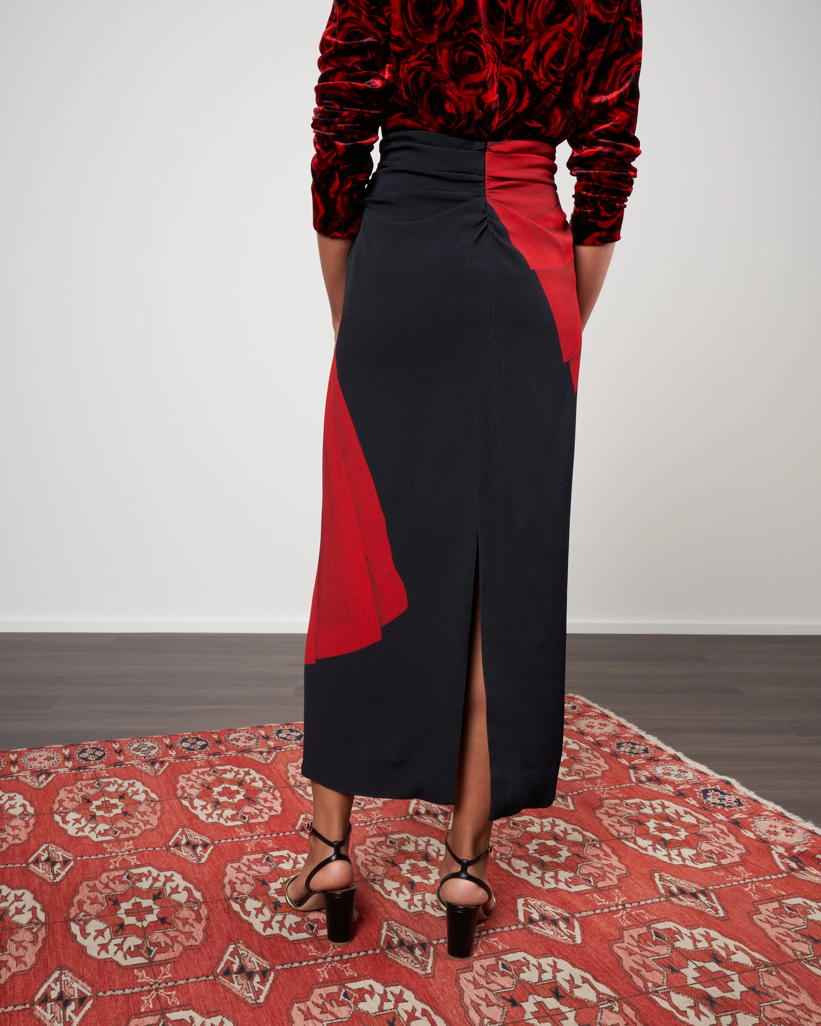 stan long skirt - black - Image 4