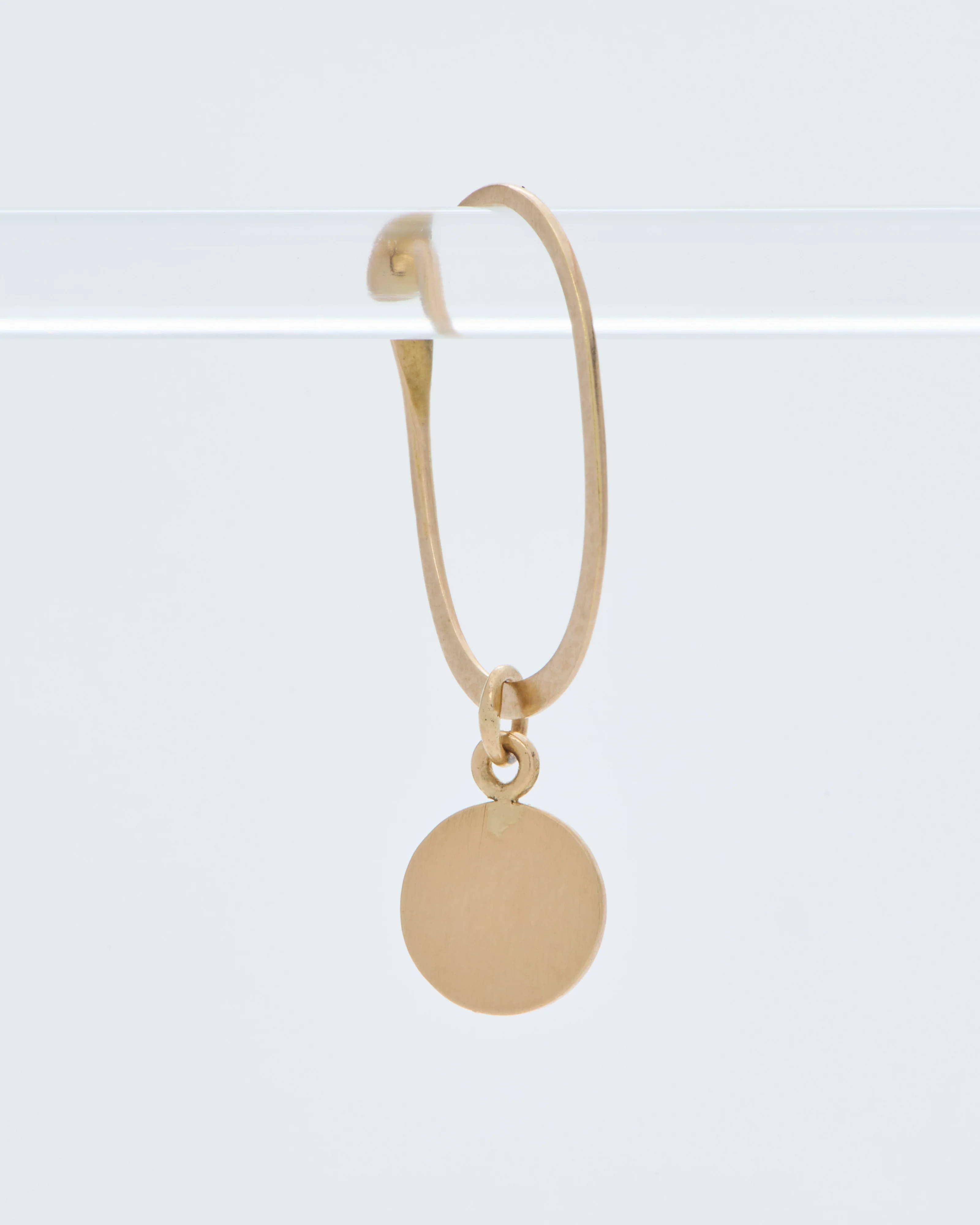 14k disc charm for necklace - gold - Image 3