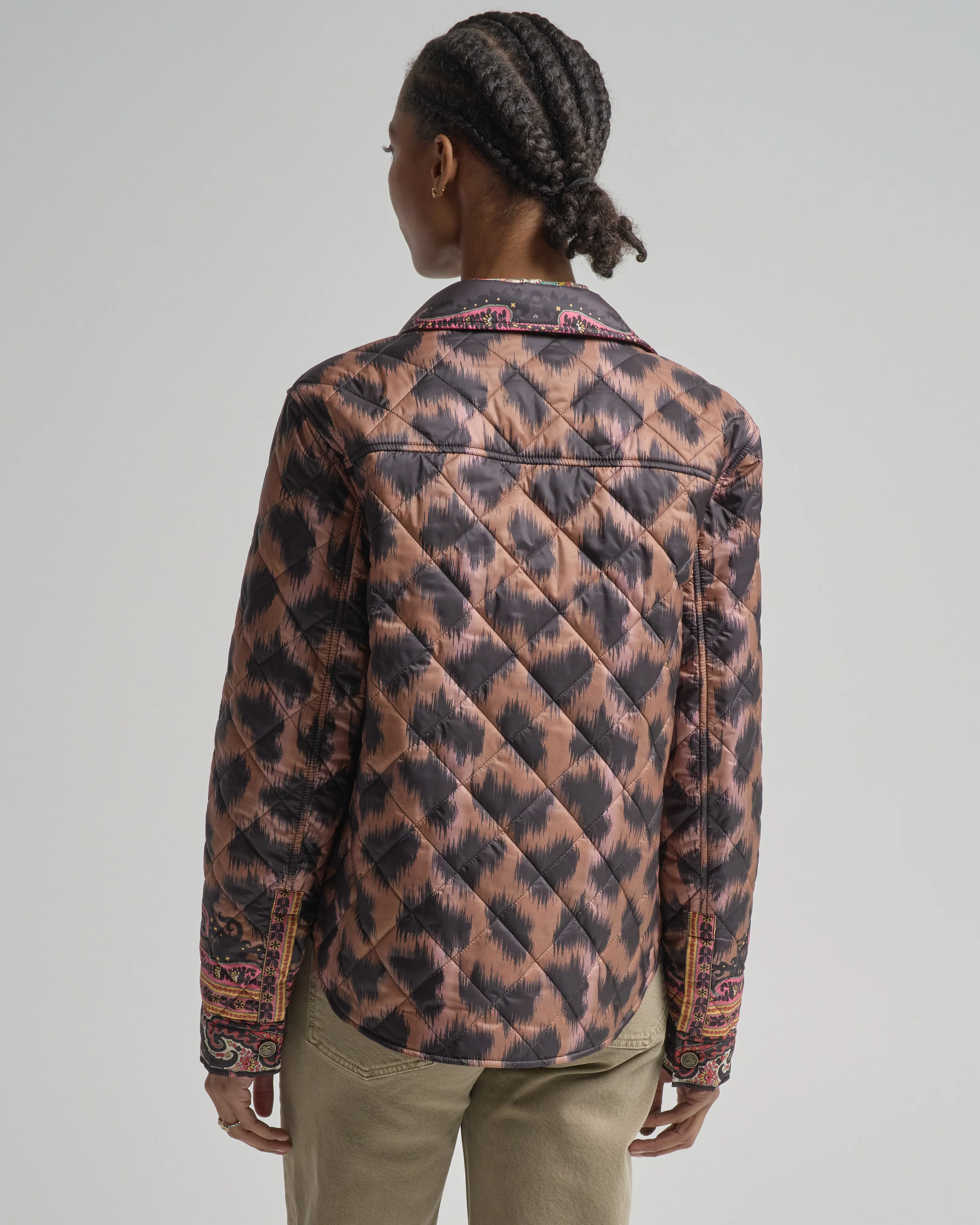down jacket with rounded hem - Image 3