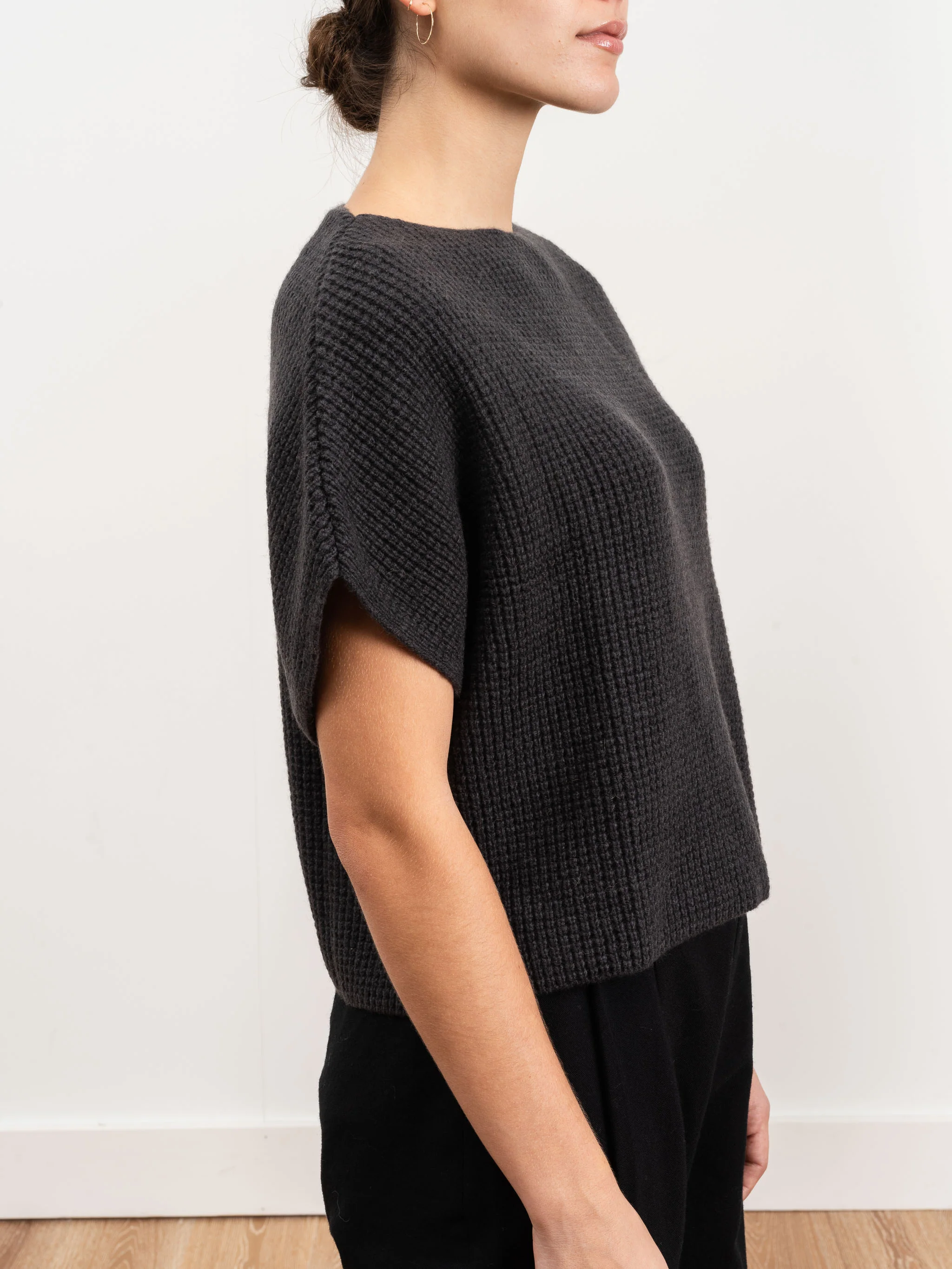 camel aze vest - stone grey - Image 5