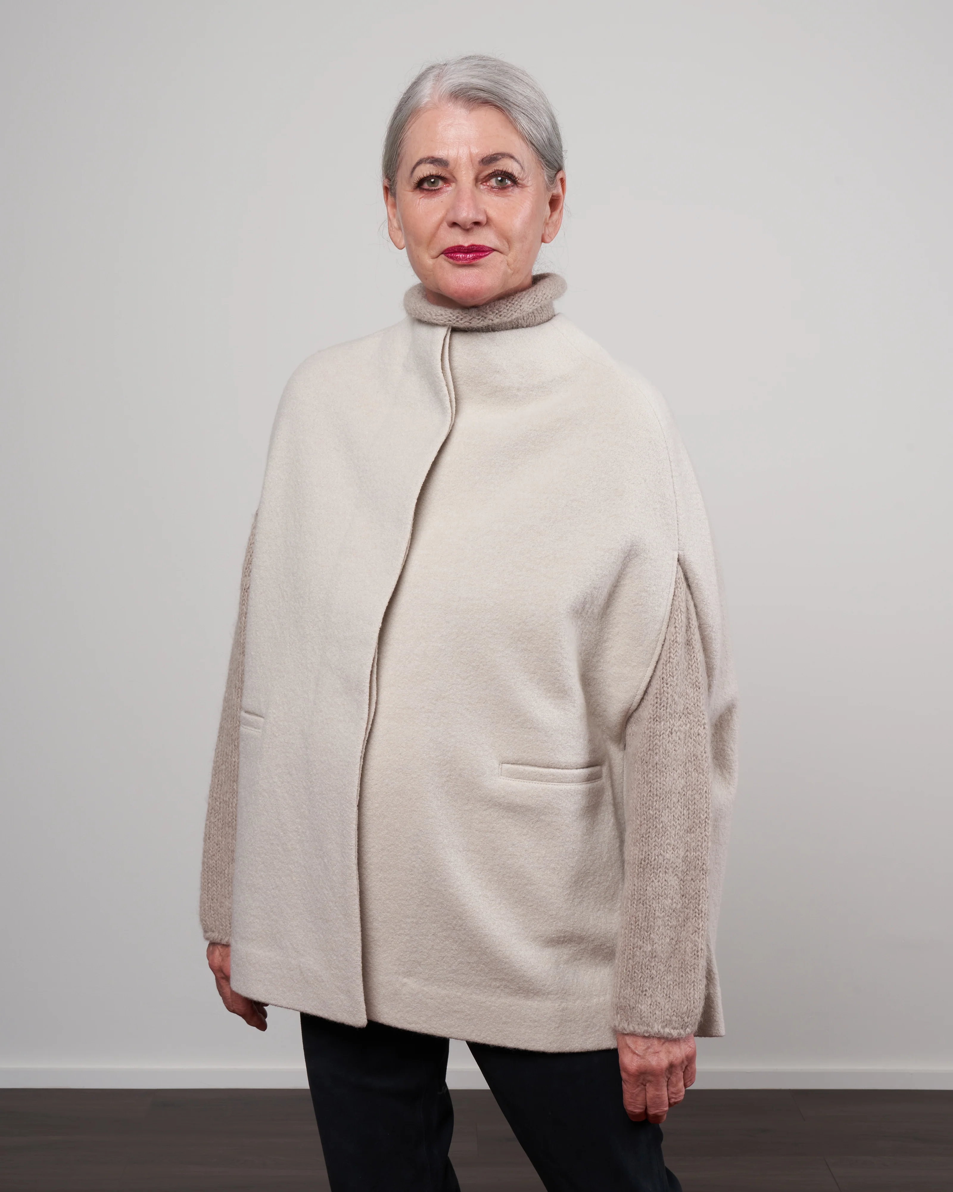press wool poncho - ivory 05 - Image 3