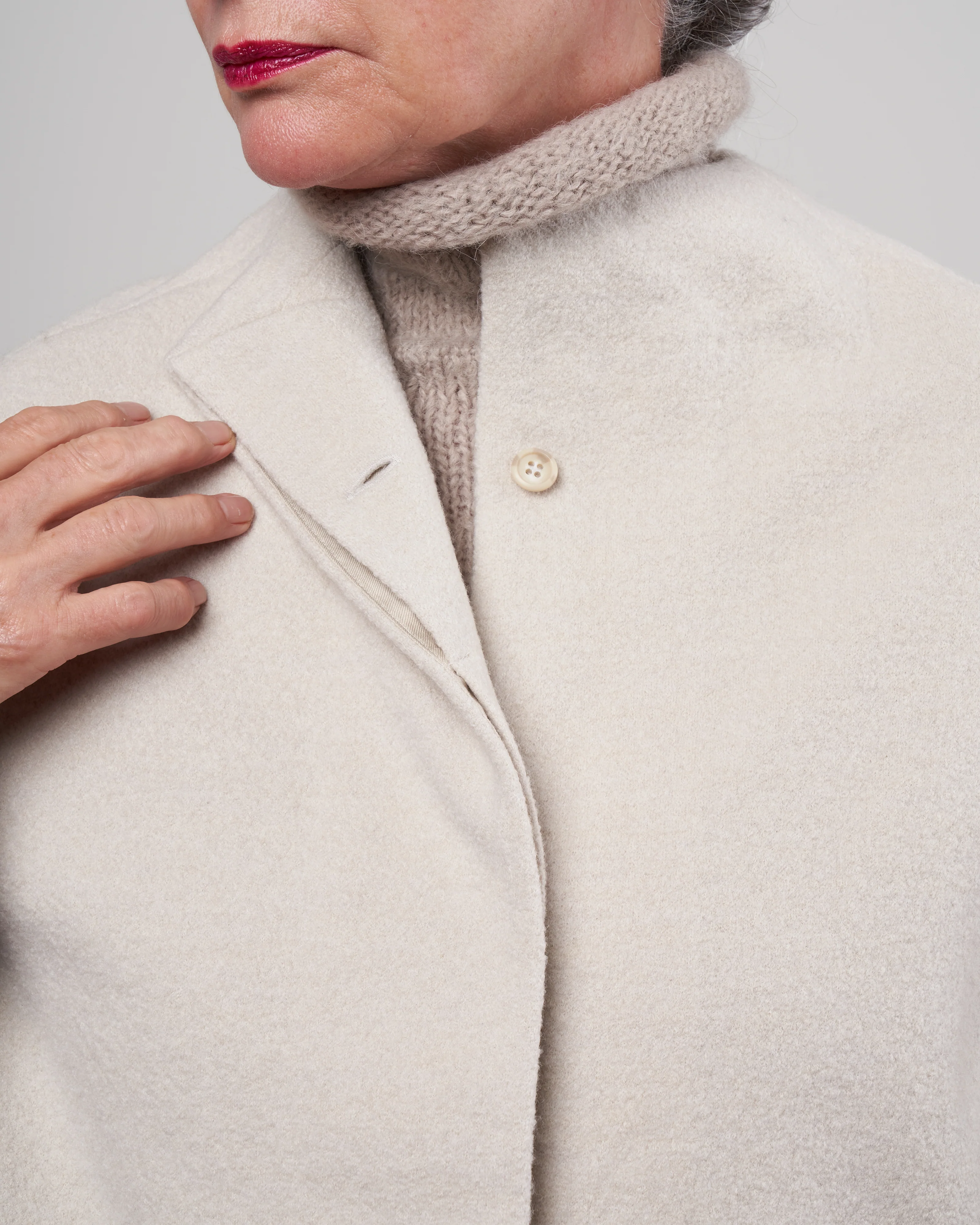 press wool poncho - ivory 05 - Image 5