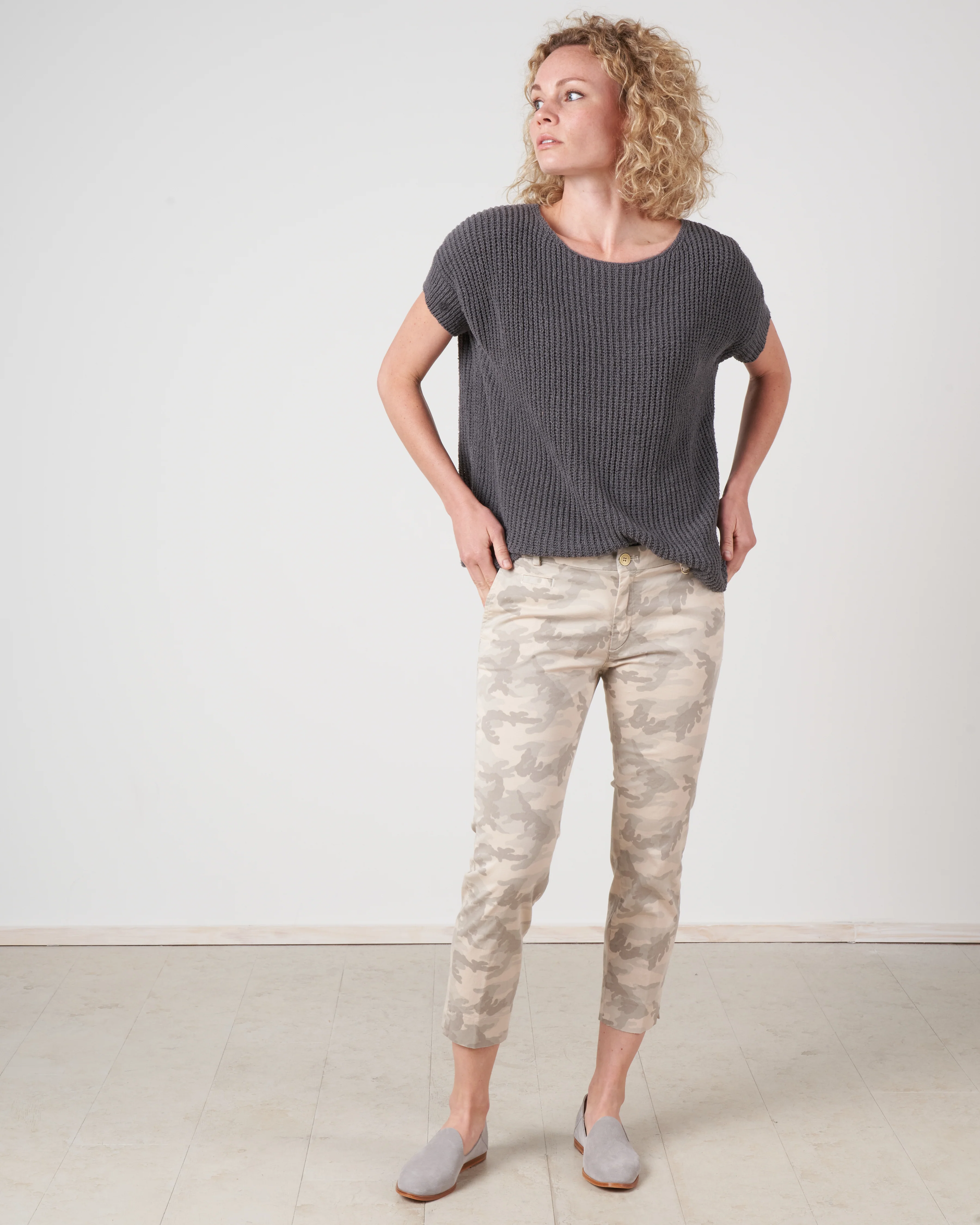 silk pullover - stone grey - Image 6