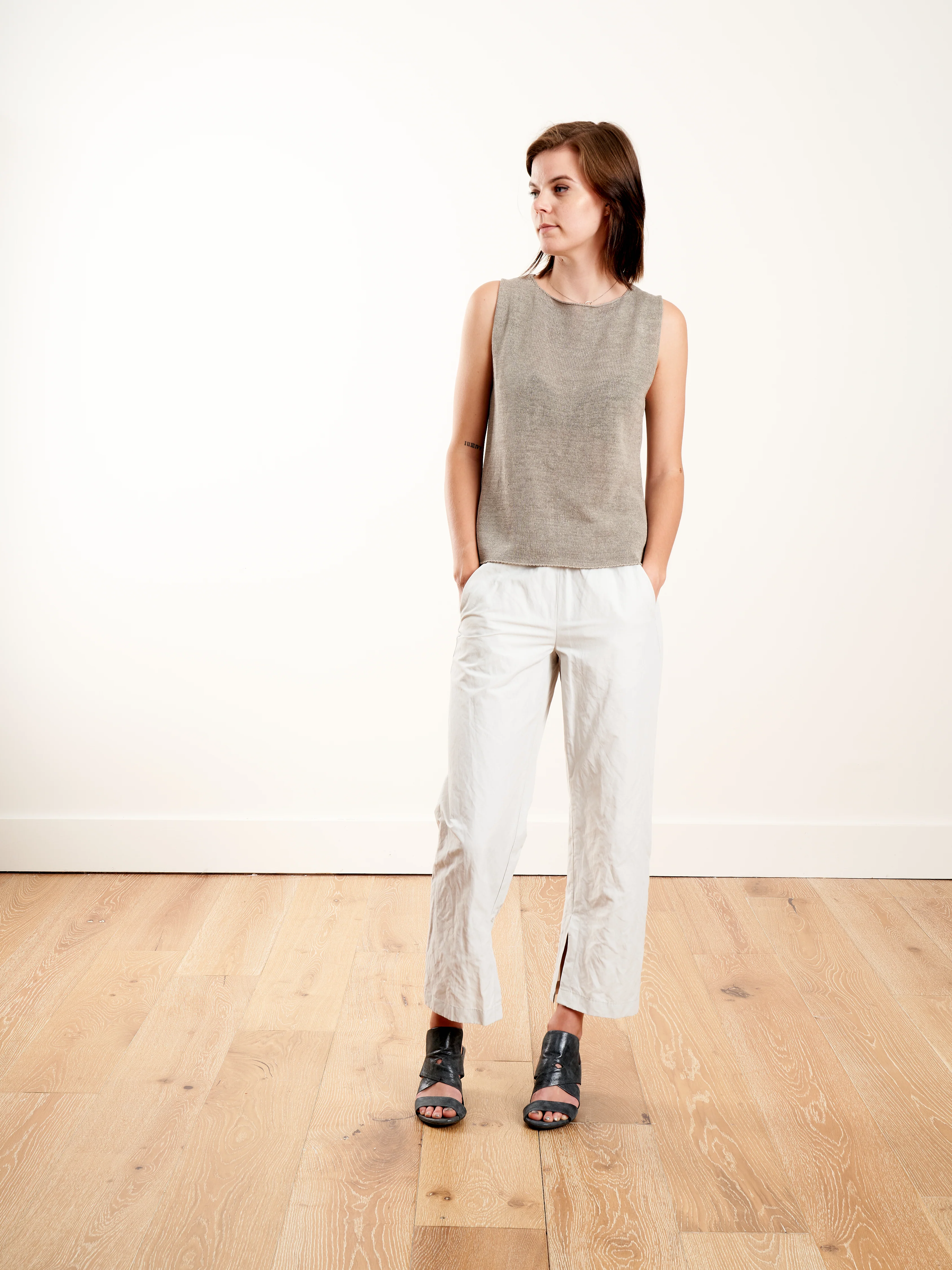 tape yarn sleeveless top - oyster - Image 2