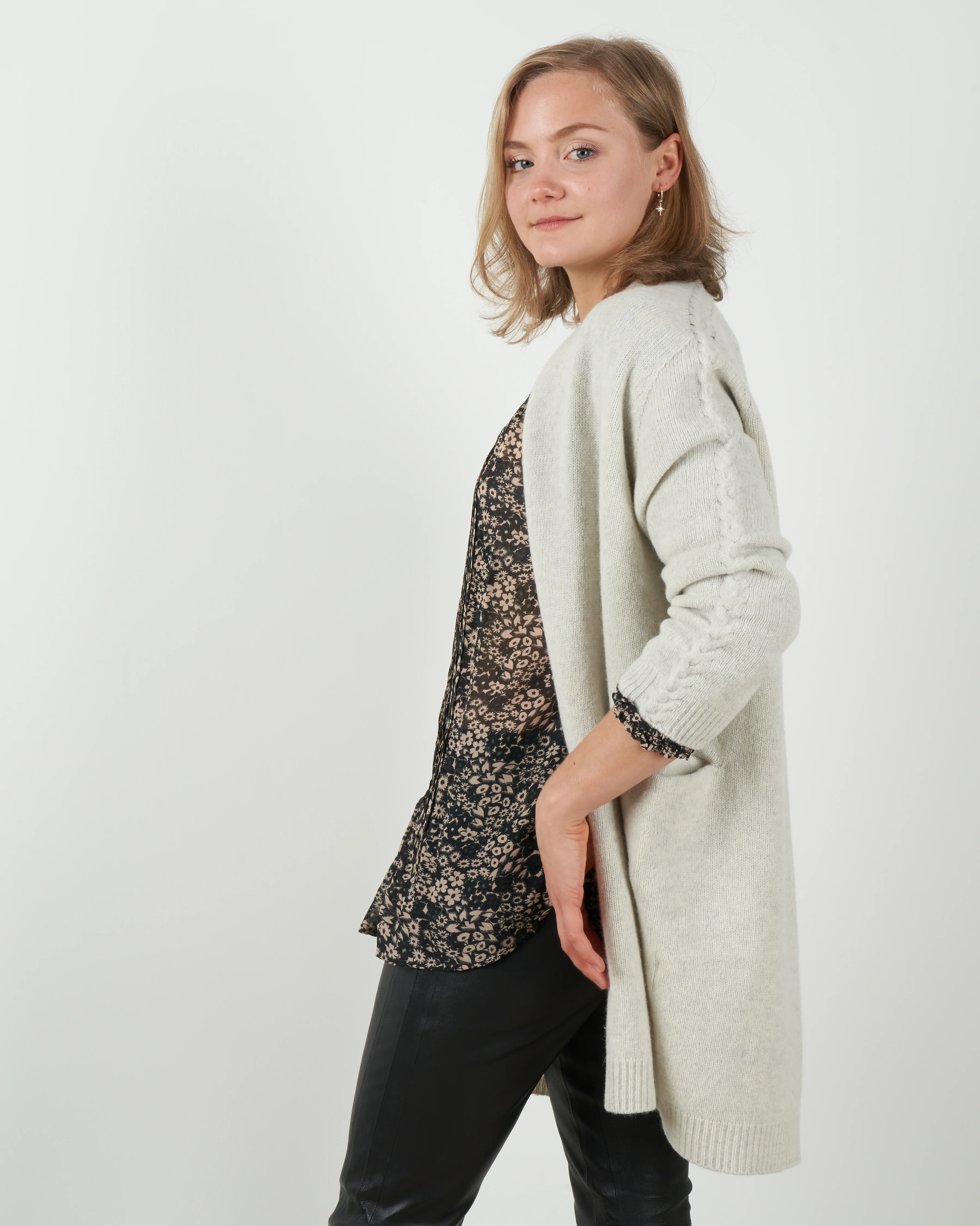 wool camel robe - light grey - Image 2
