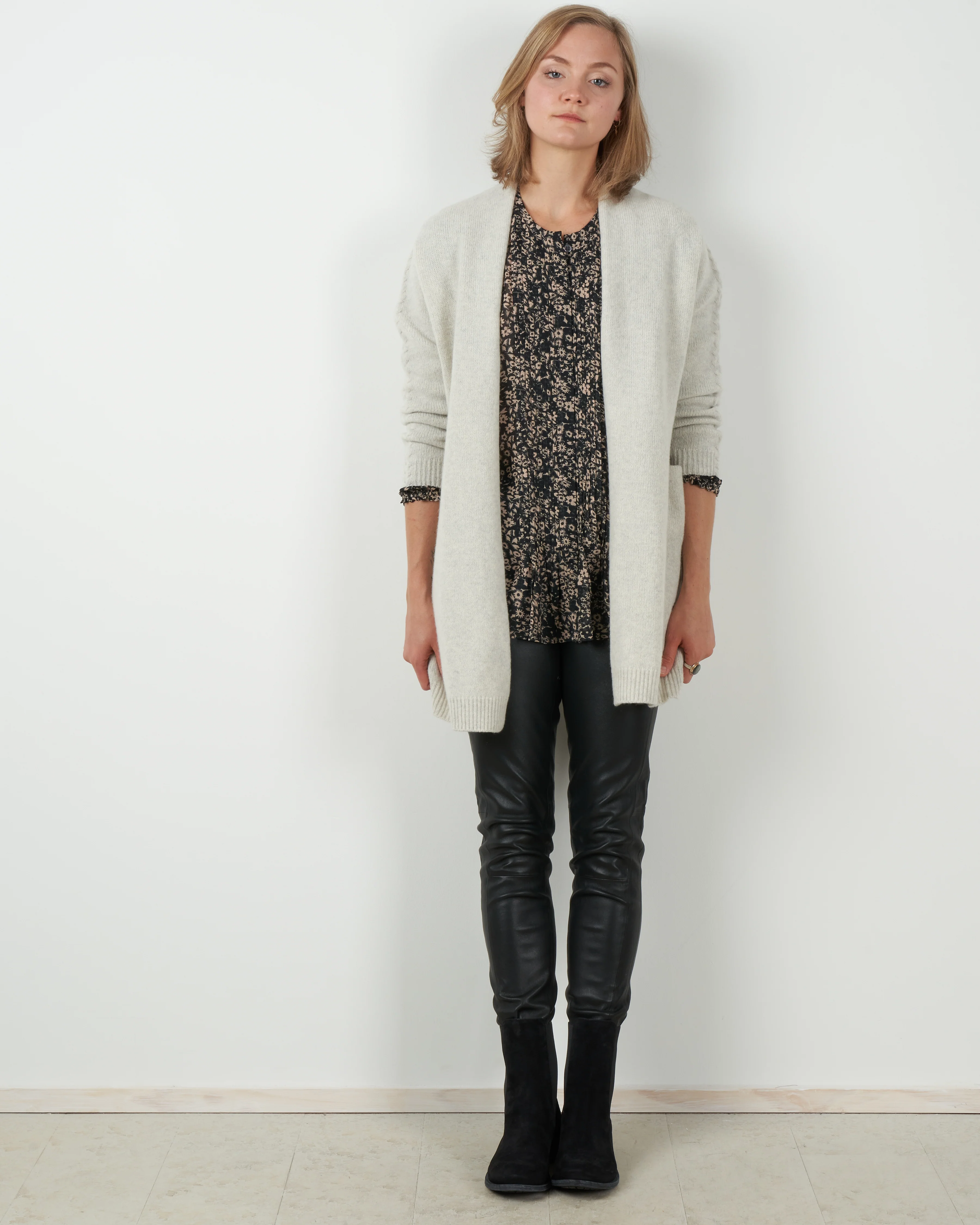 wool camel robe - light grey - Image 4