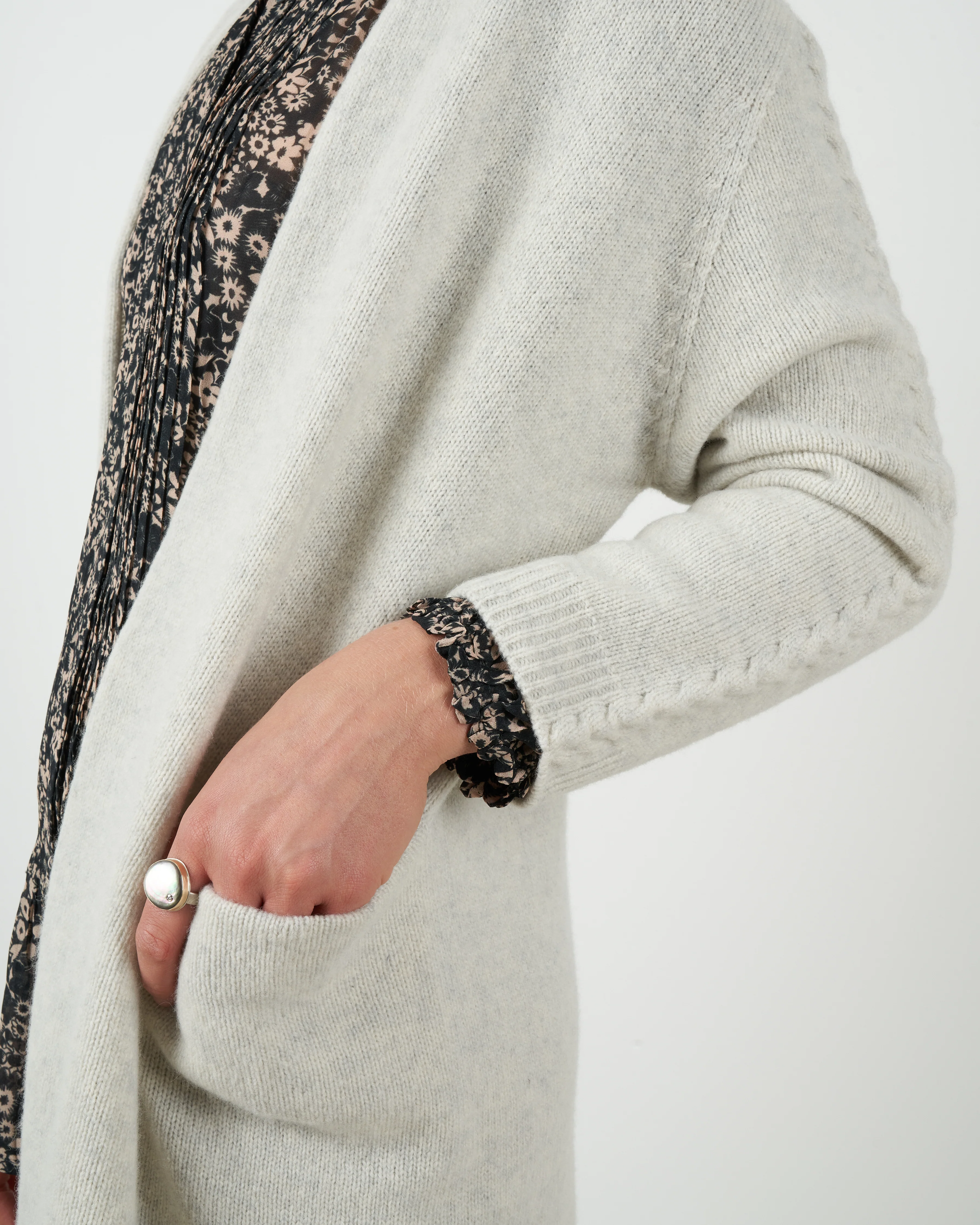wool camel robe - light grey - Image 5